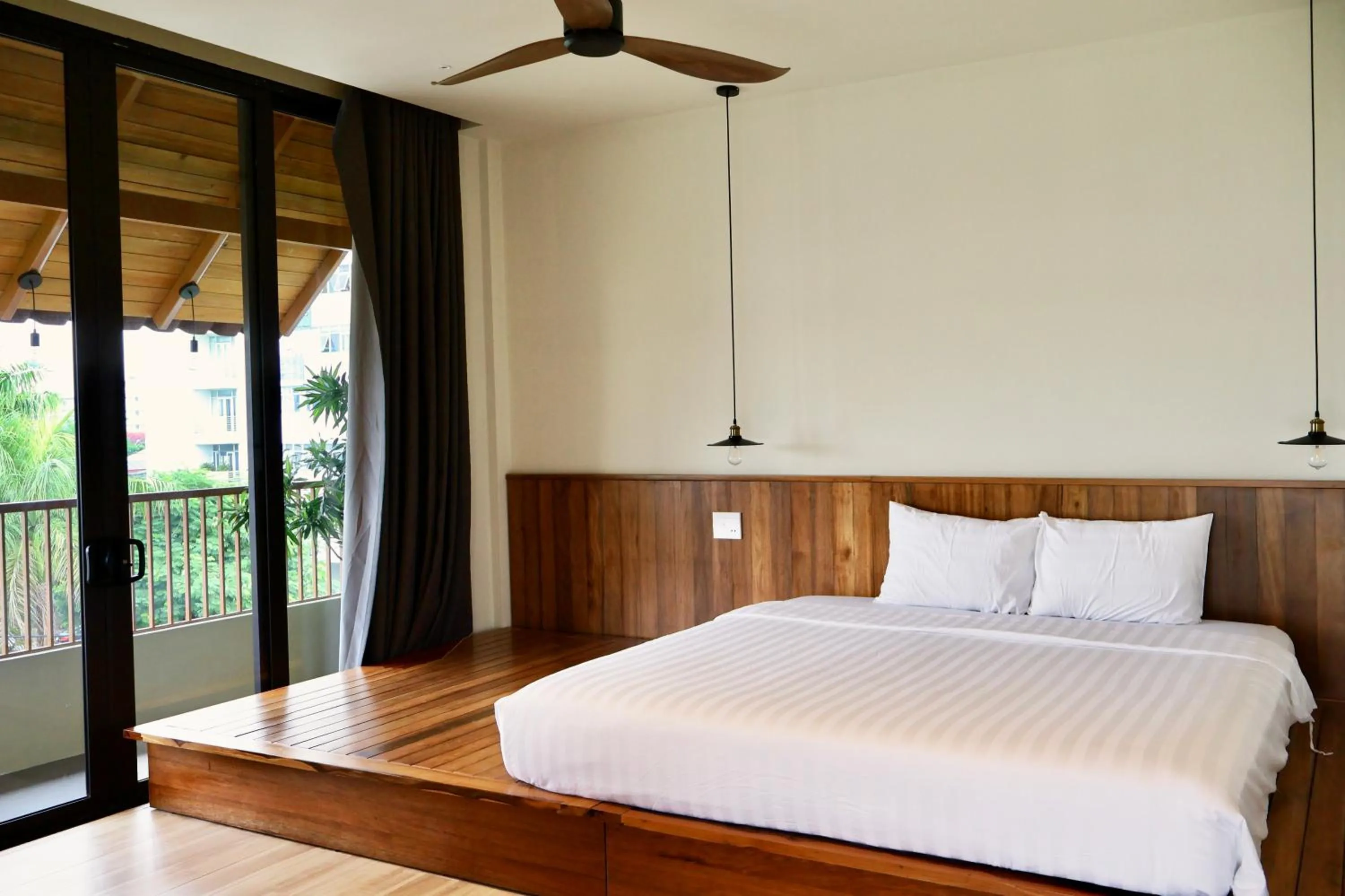 View (from property/room), Bed in Soleil House