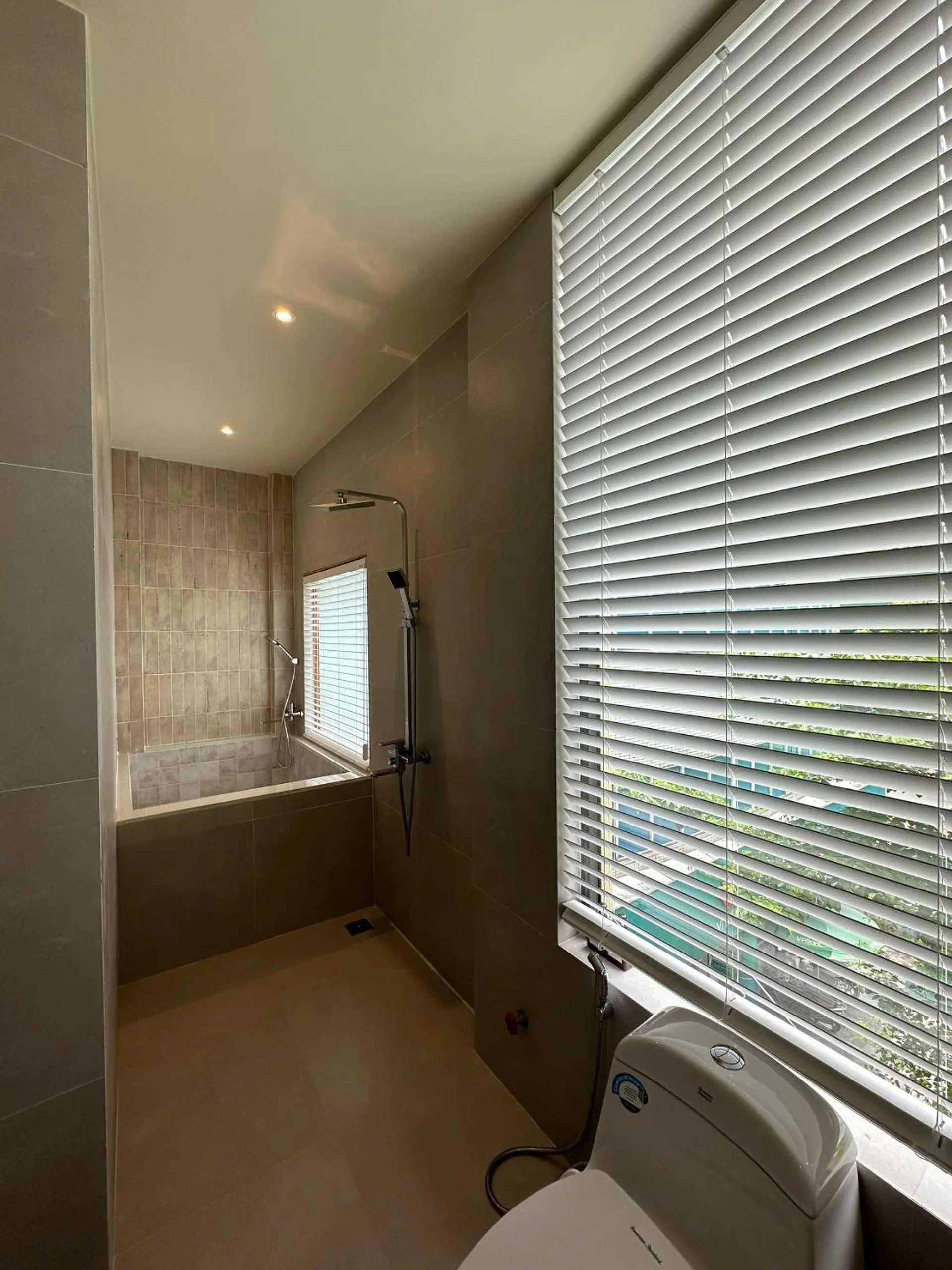 Shower in Soleil House