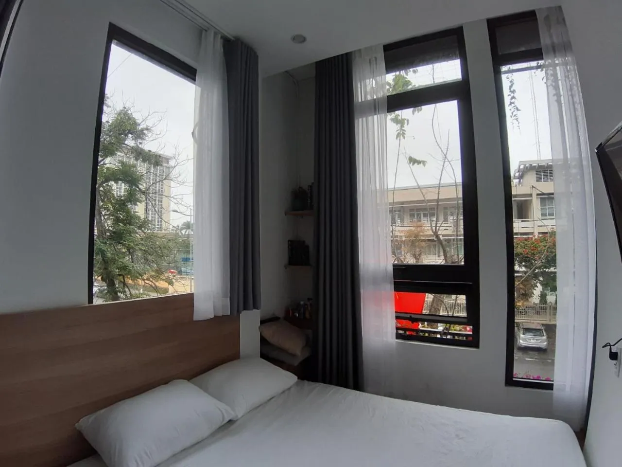 Photo of the whole room, Bed in Soleil House