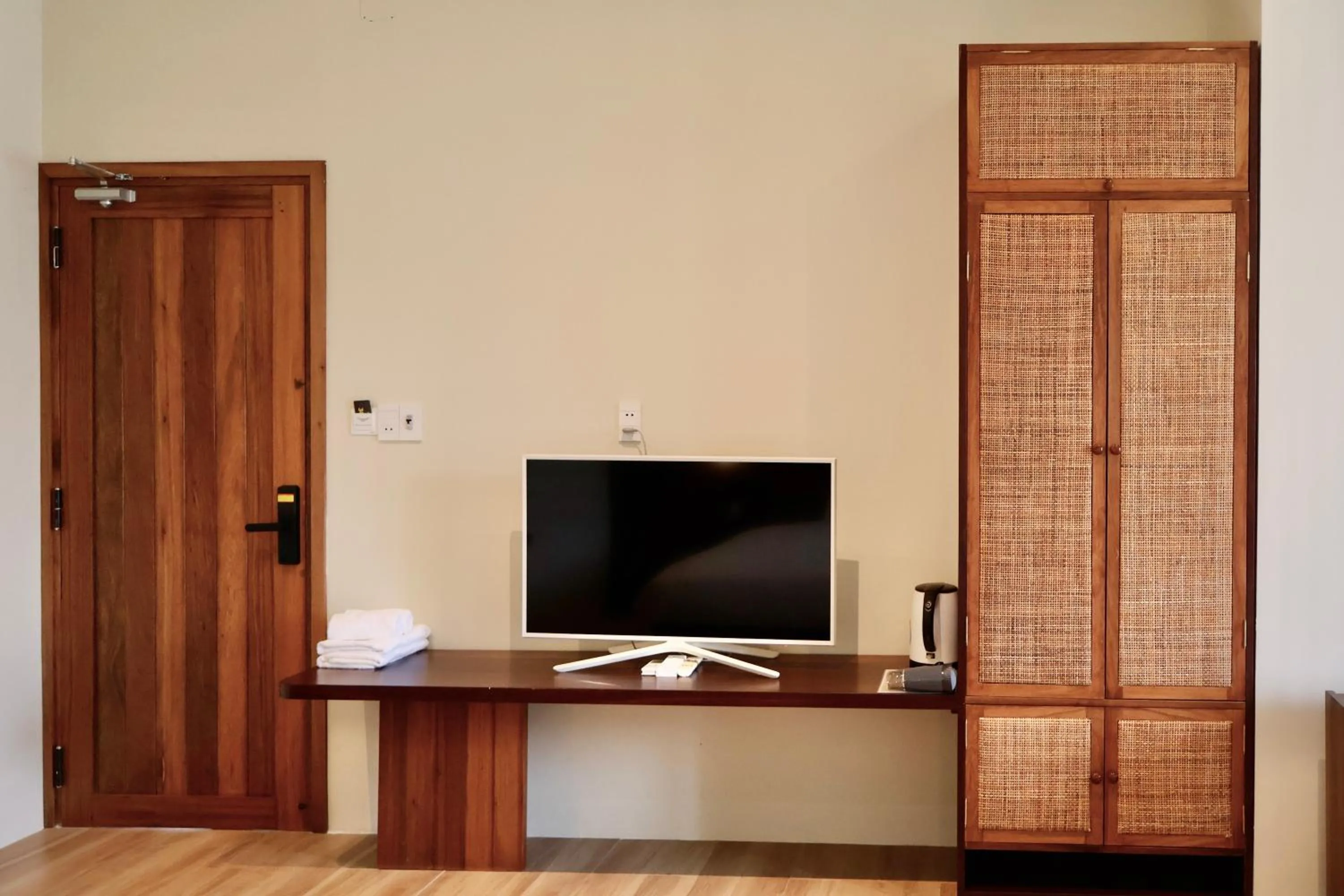 wardrobe in Soleil House