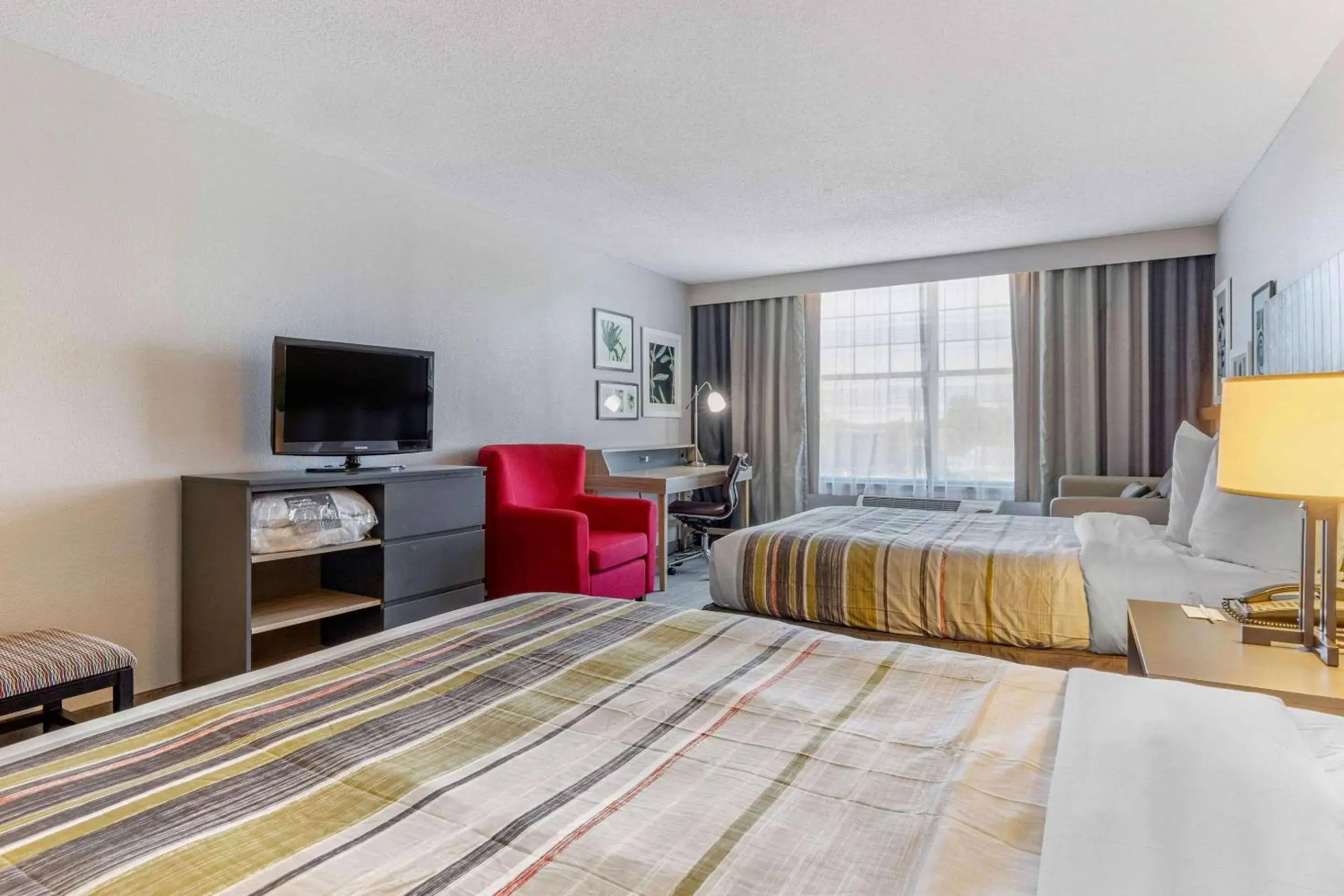 Bedroom, Bed in Country Inn & Suites by Radisson, Lumberton, NC Bedroom, Bed in Country Inn & Suites by Radisson, Lumberton, NC