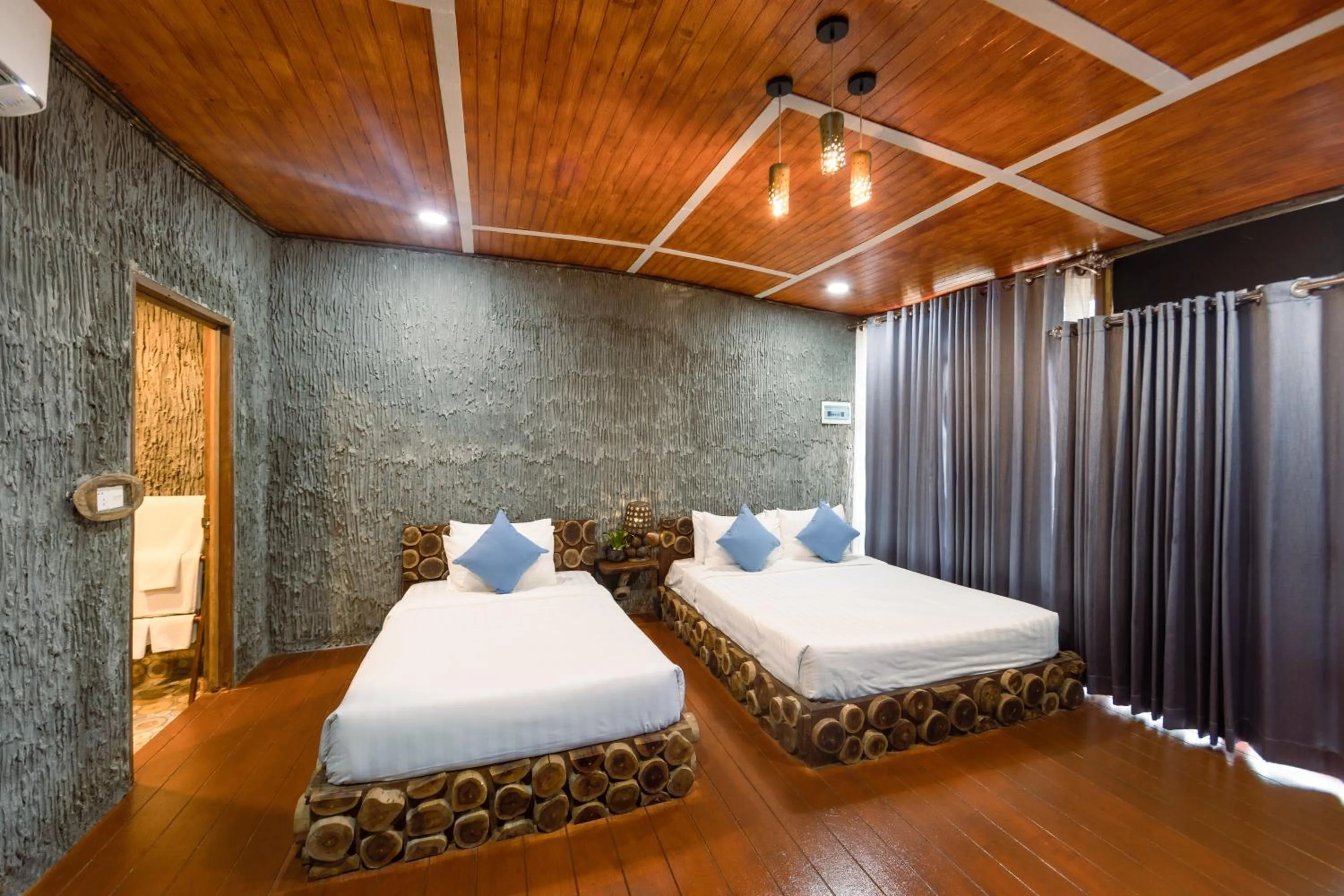 Bedroom, Bed in Mafiya Resort