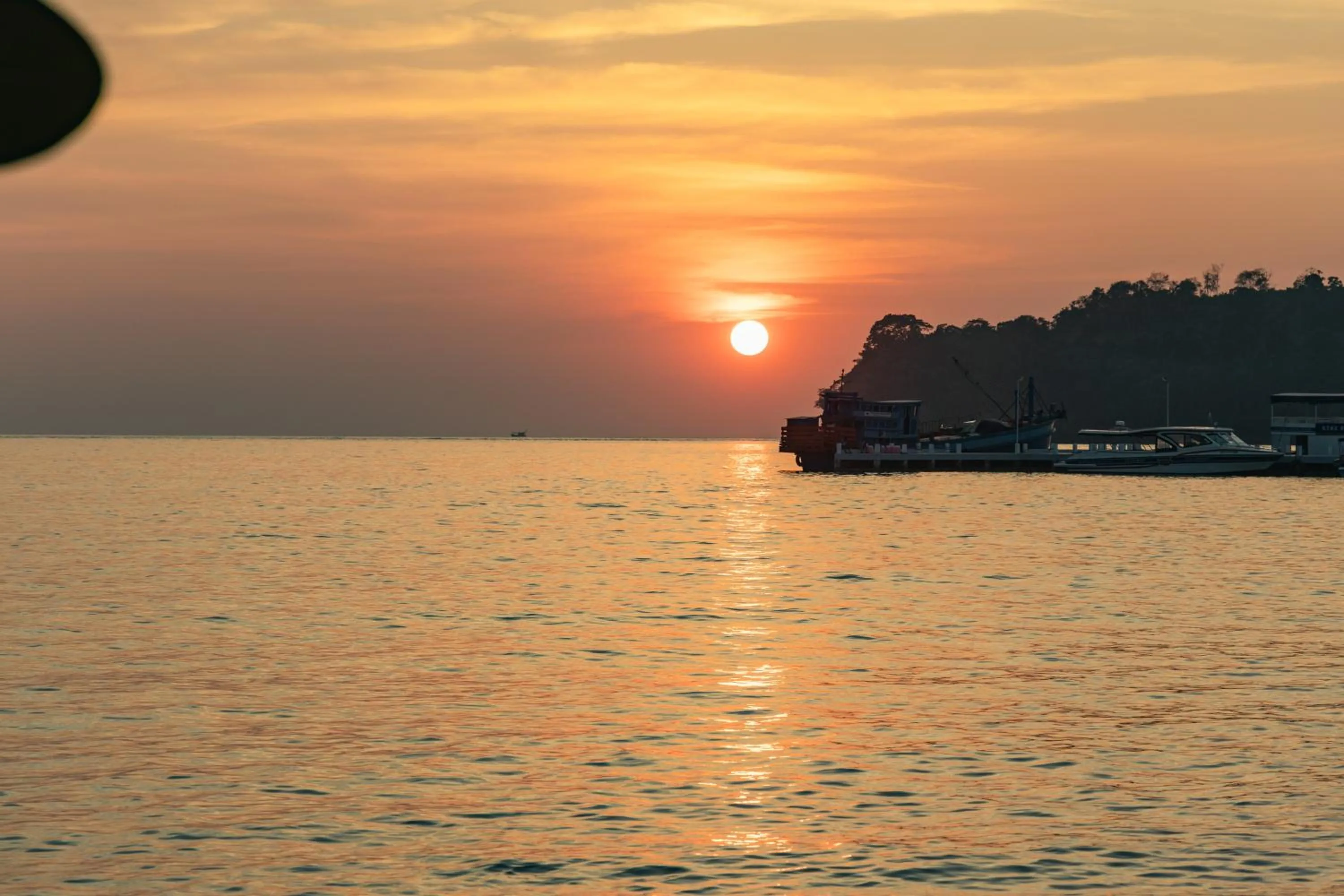 Sunset in Mafiya Resort