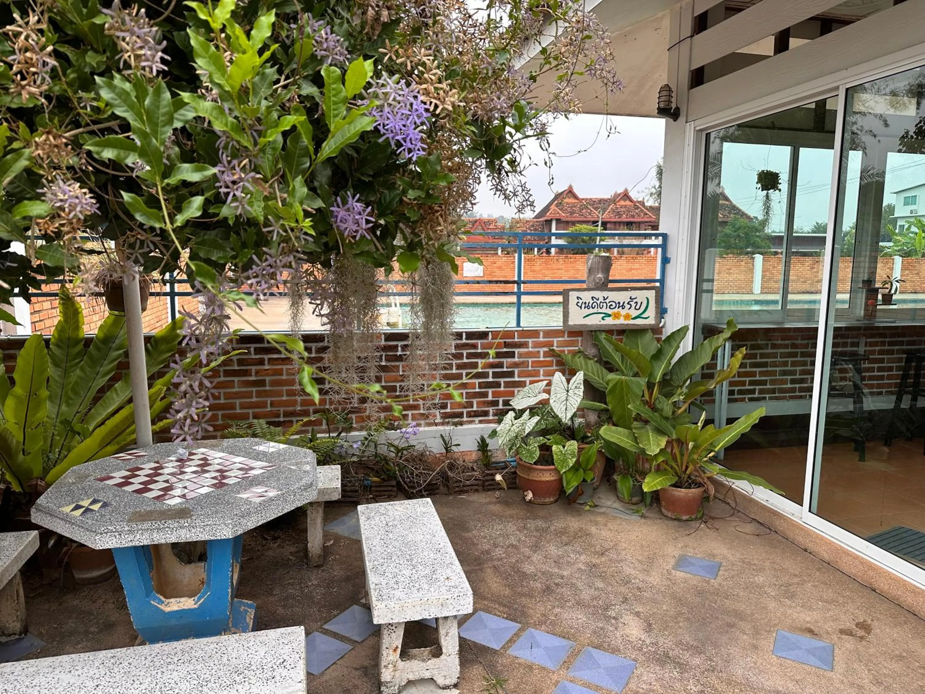 Mae Chaem Hotel and Resort