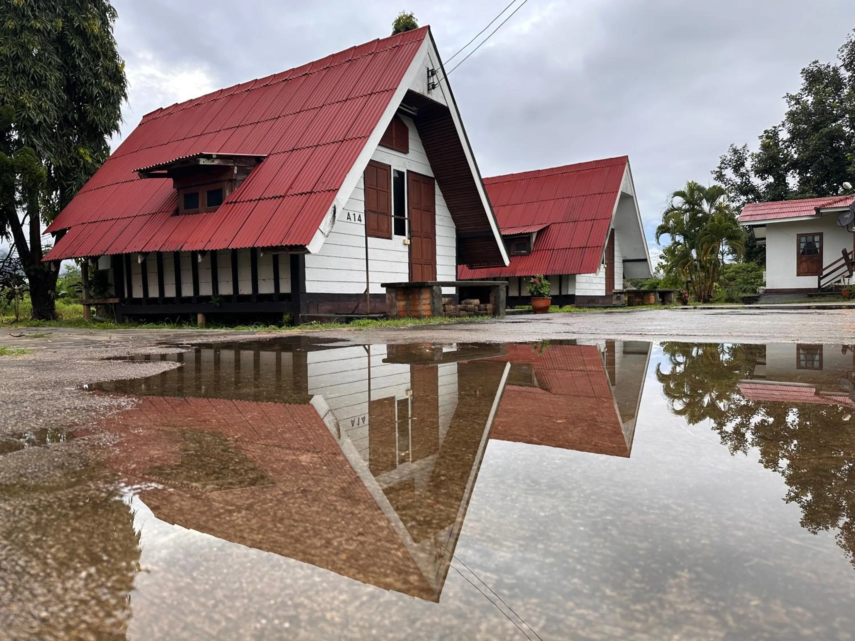 Mae Chaem Hotel and Resort