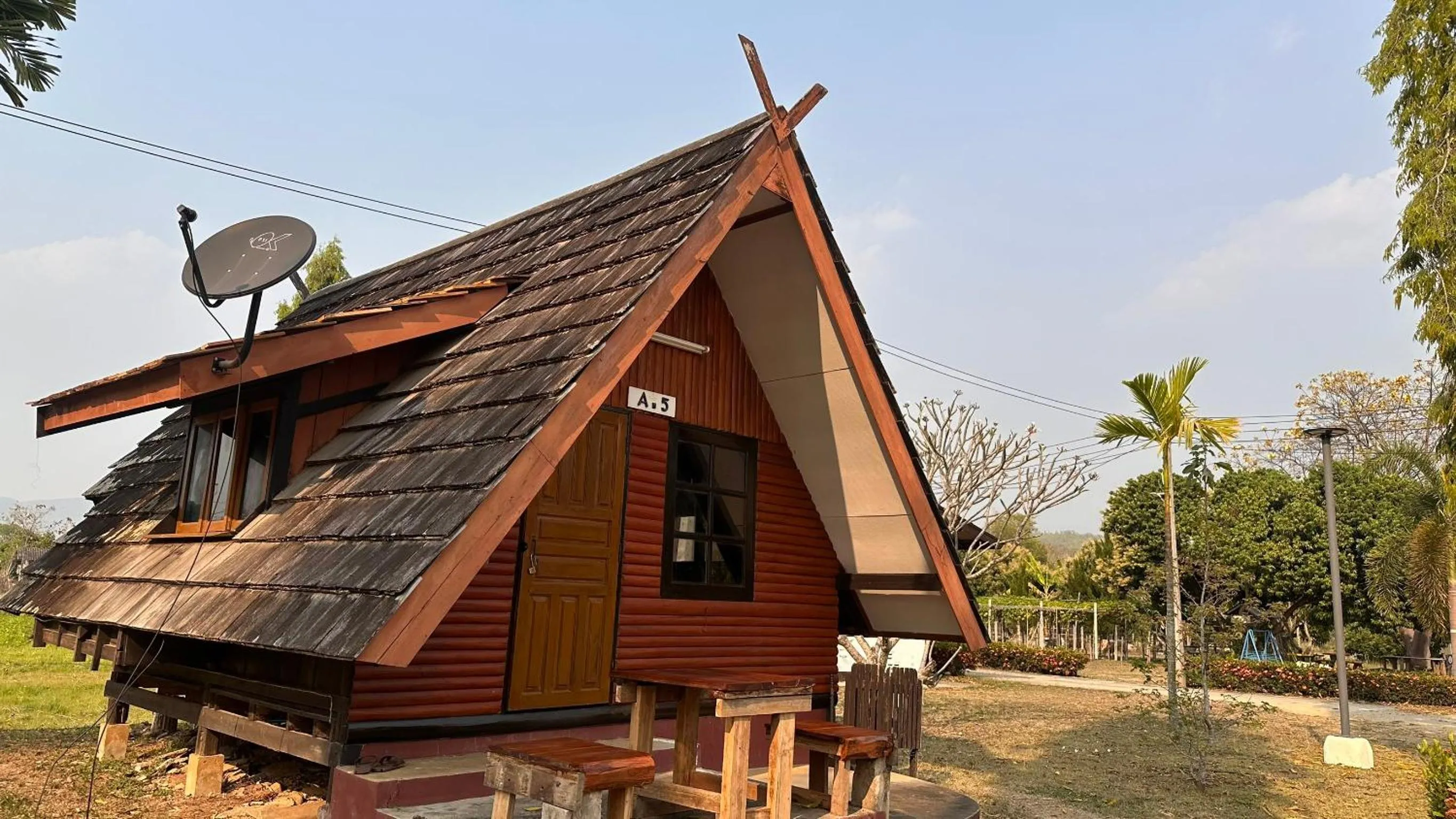 Mae Chaem Hotel and Resort
