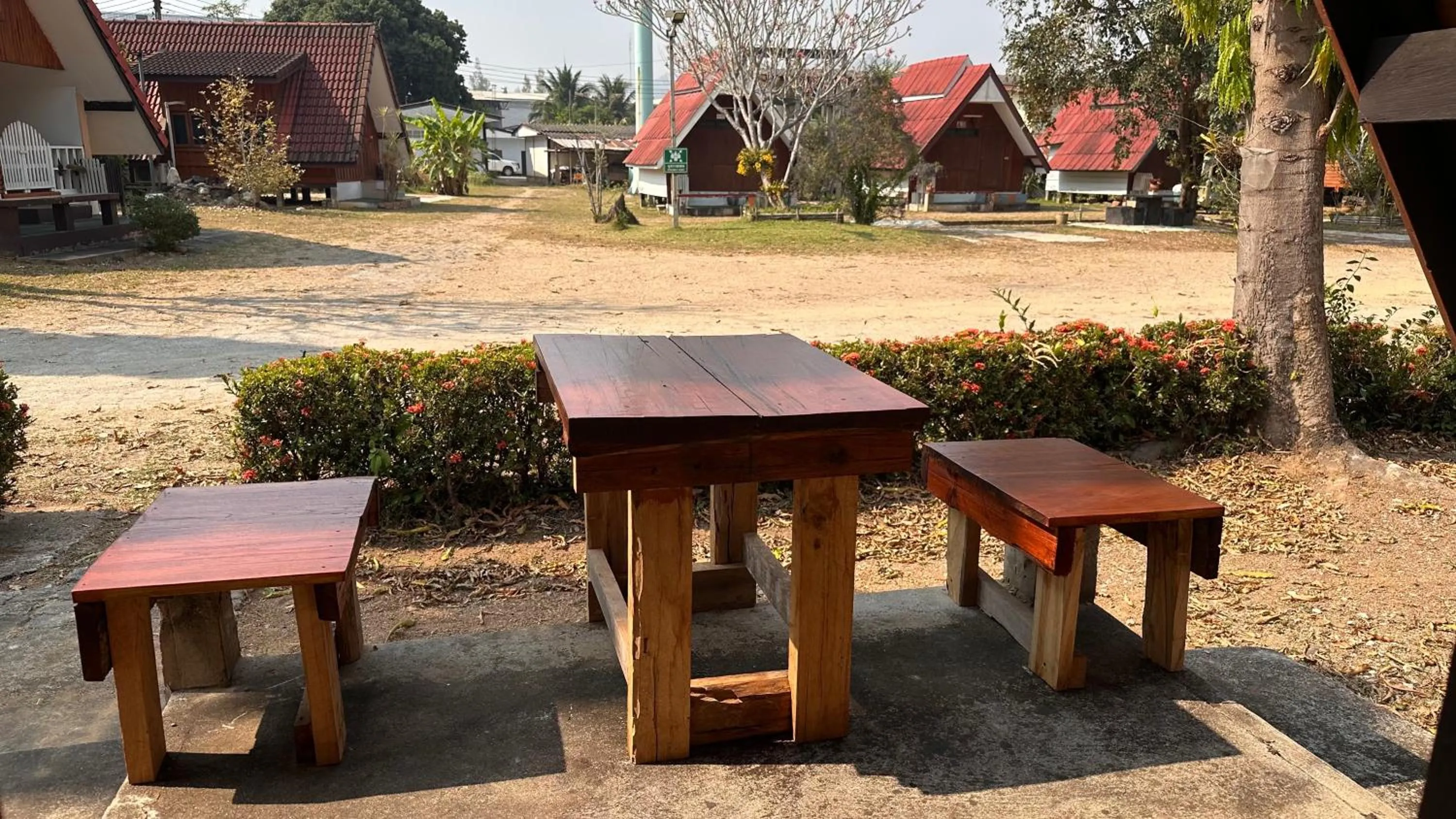 Mae Chaem Hotel and Resort