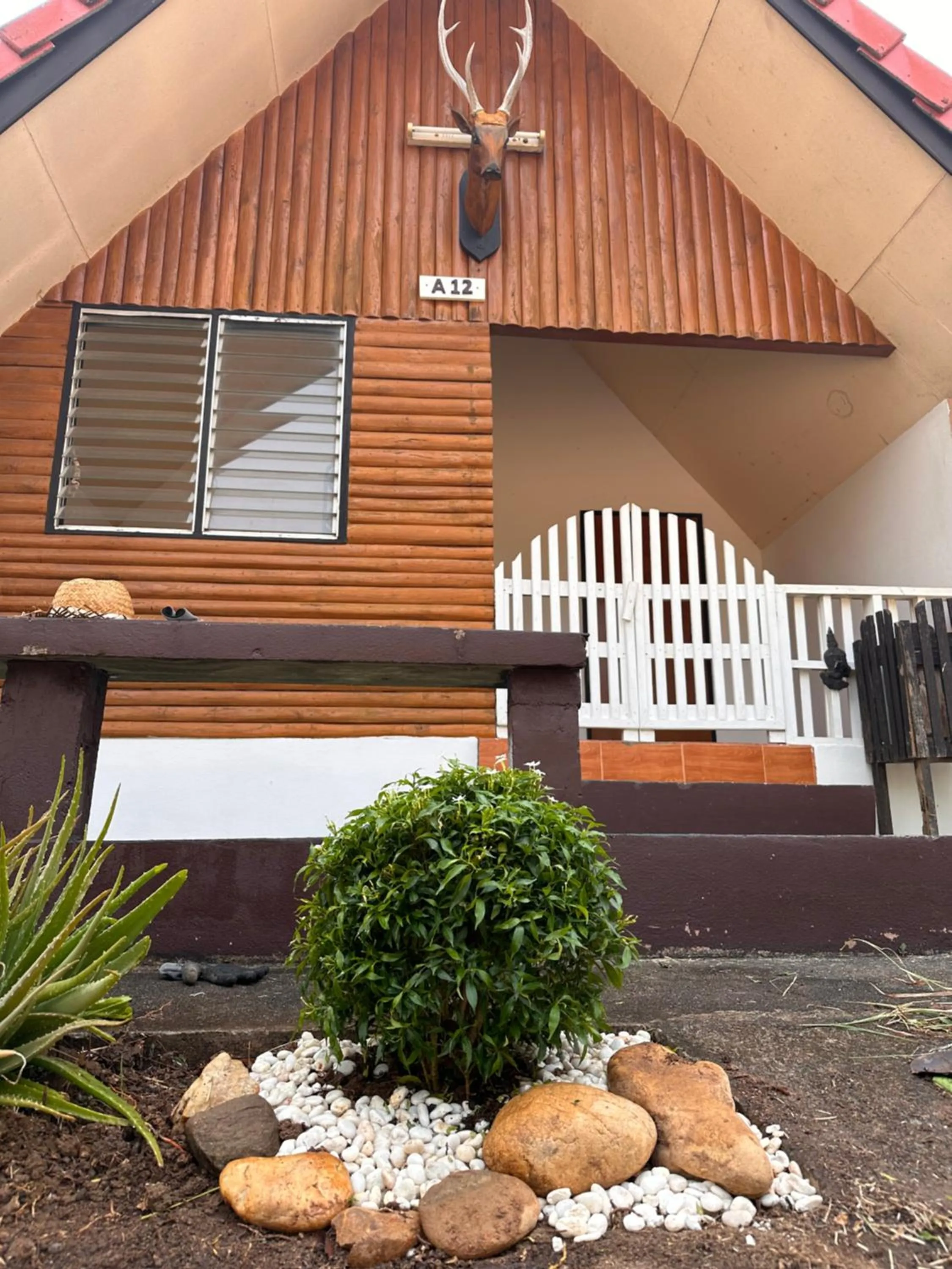 Mae Chaem Hotel and Resort