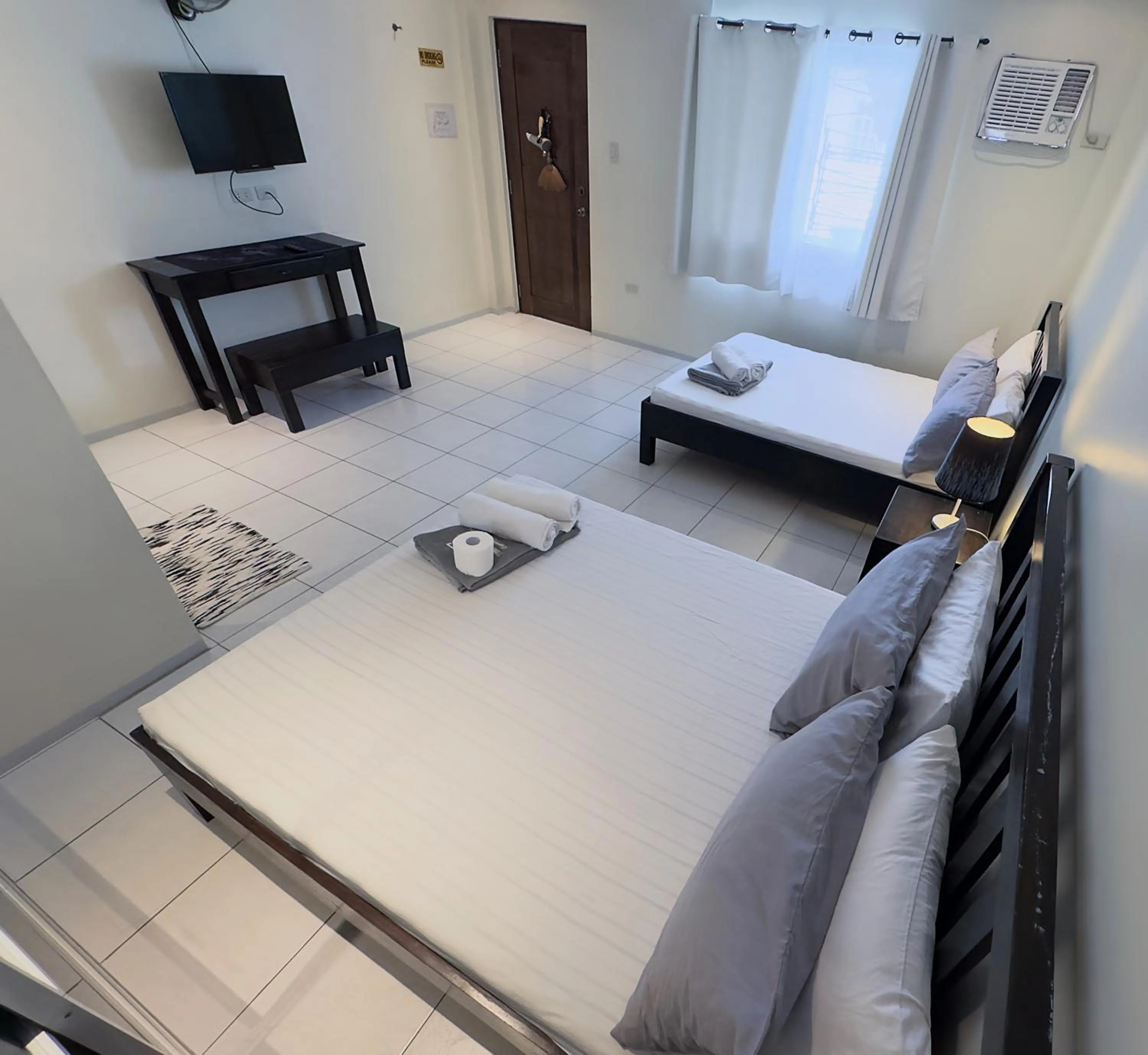 Bed in Victoria's Bed & Breakfast