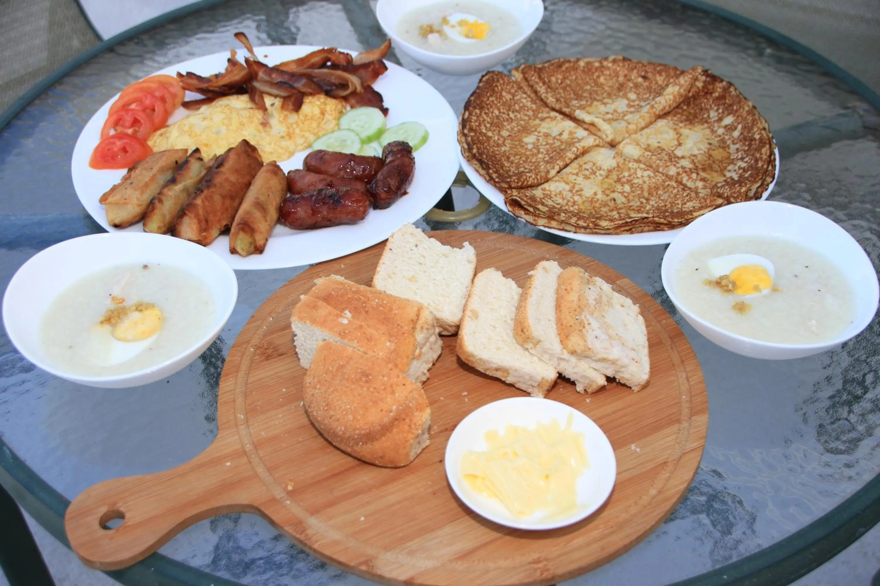 Breakfast in Victoria's Bed & Breakfast