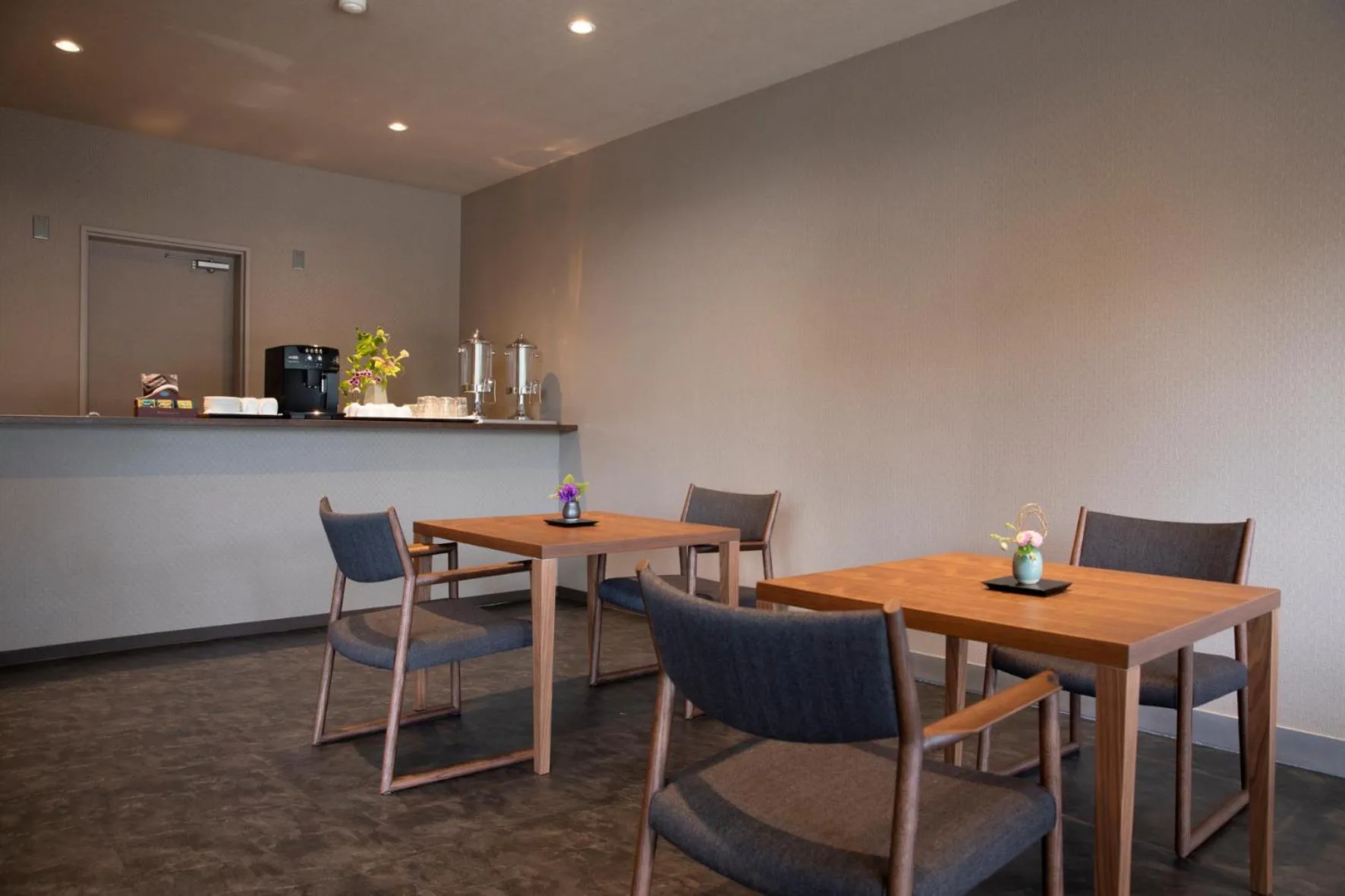 Lounge or bar in 宮島離れの宿 IBUKU -Miyajima Hanare no Yado IBUKU-