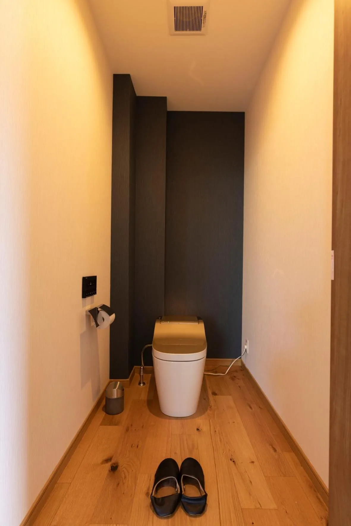 Toilet in 宮島離れの宿 IBUKU -Miyajima Hanare no Yado IBUKU-