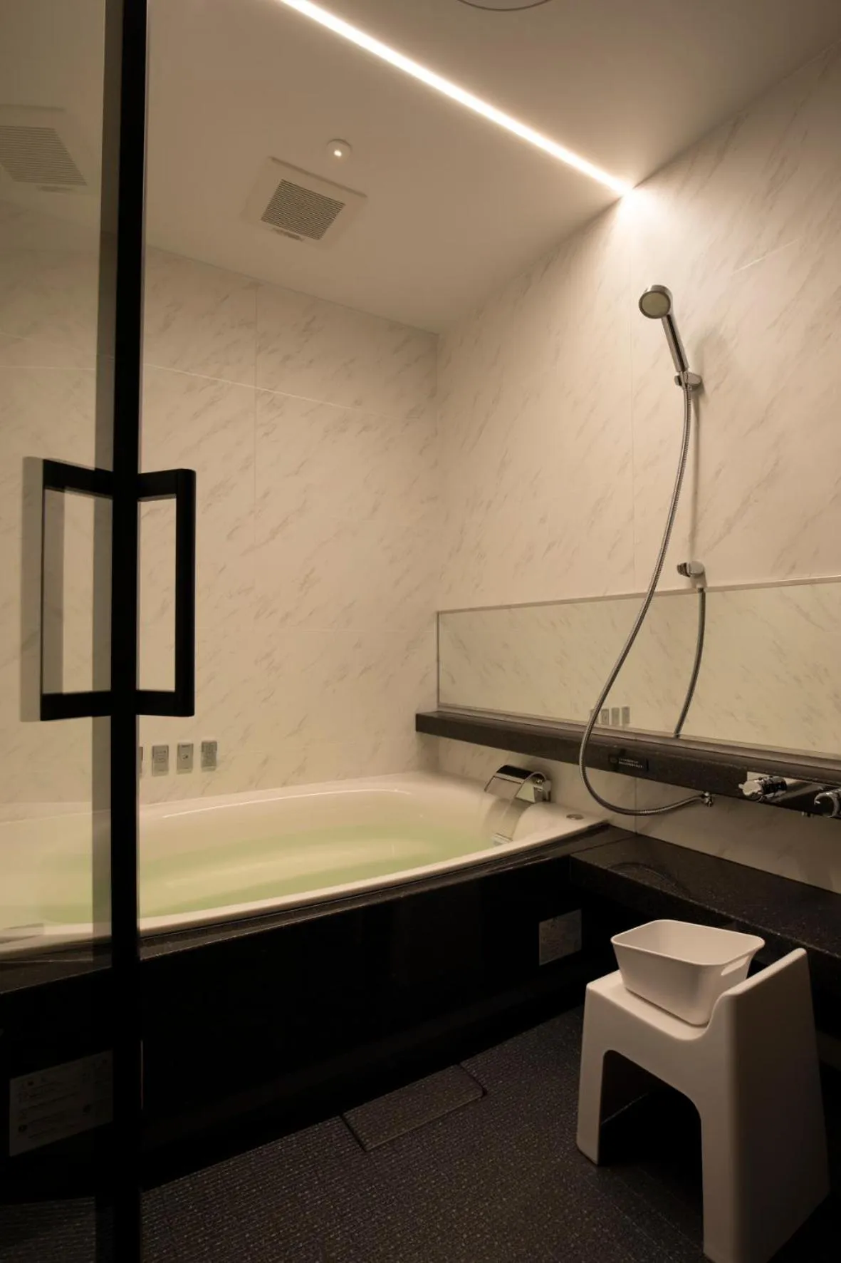 Shower in 宮島離れの宿 IBUKU -Miyajima Hanare no Yado IBUKU-