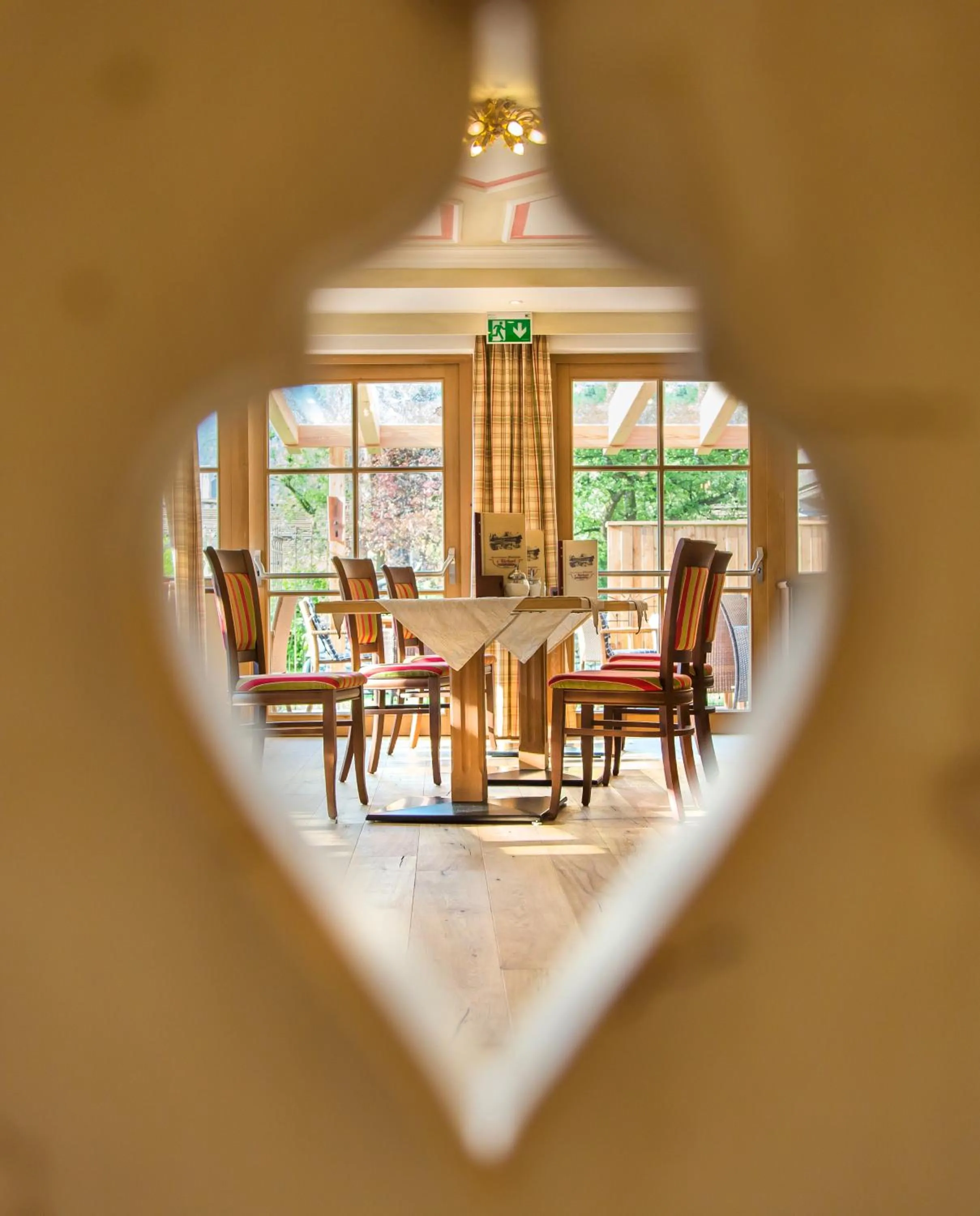 Restaurant/places to eat in Familien- und Vitalhotel Mühlpointhof