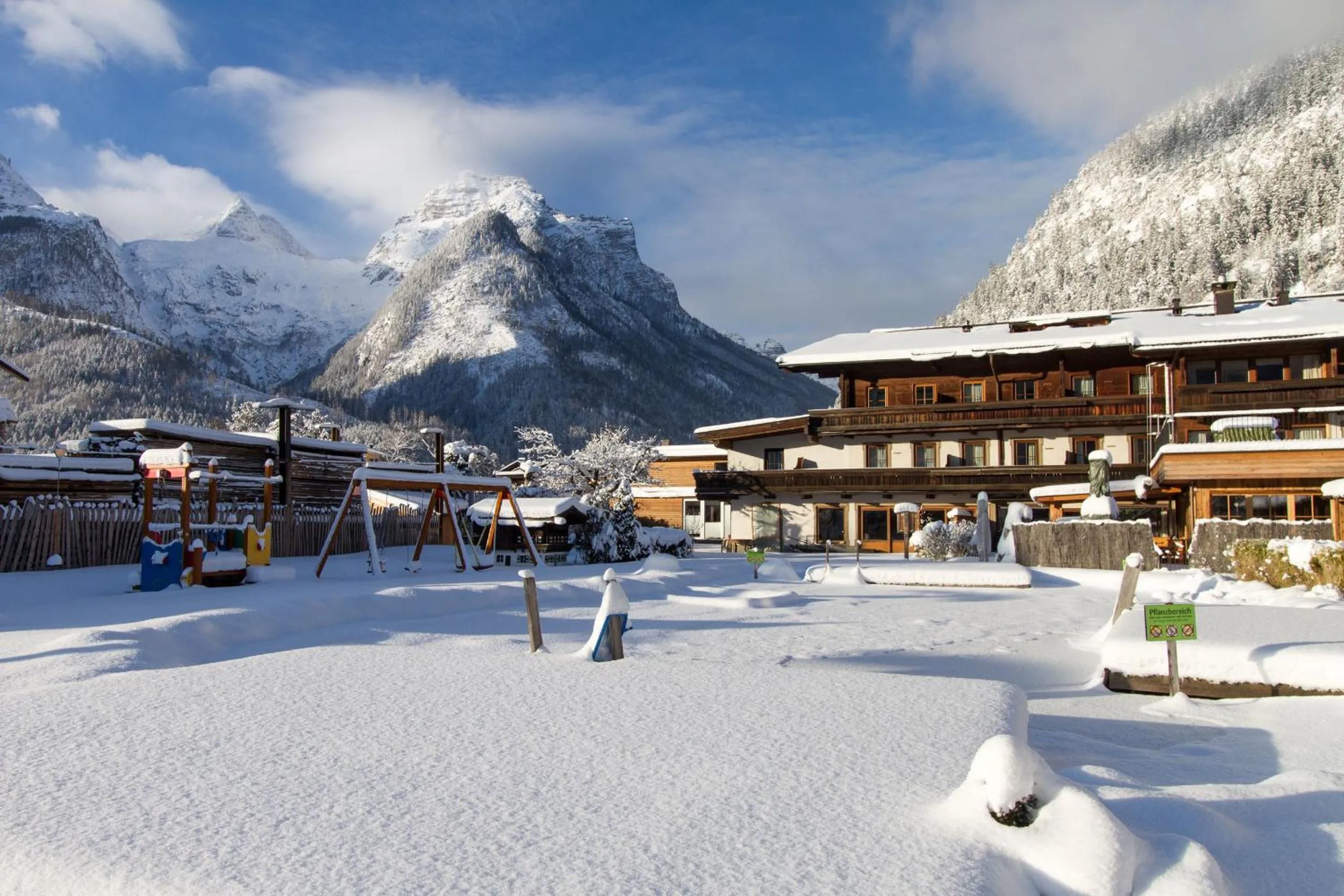 Property building in Familien- und Vitalhotel Mühlpointhof