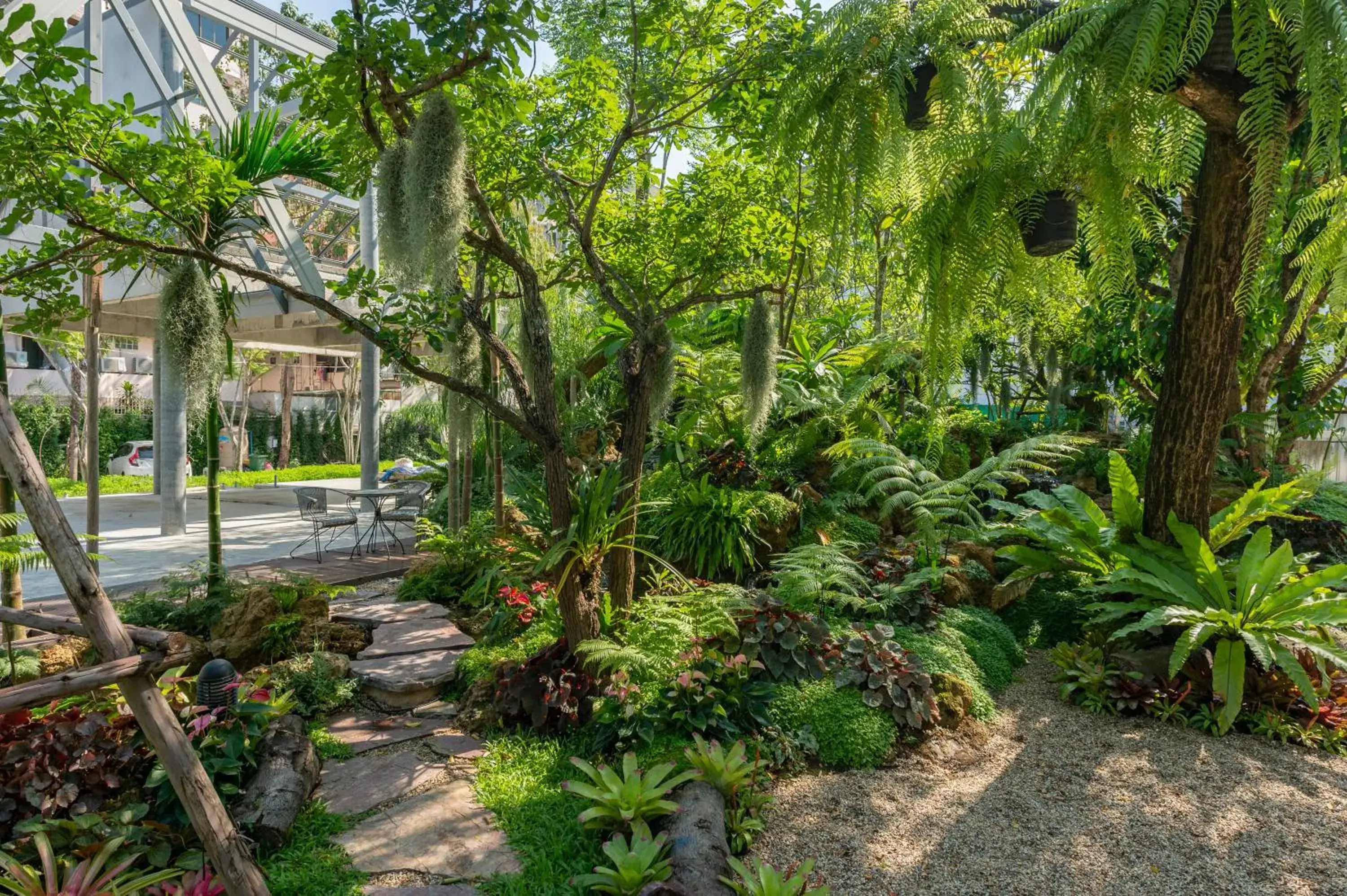 Facade/entrance in Bangkok Oasis Hotel Facade/entrance in Bangkok Oasis Hotel