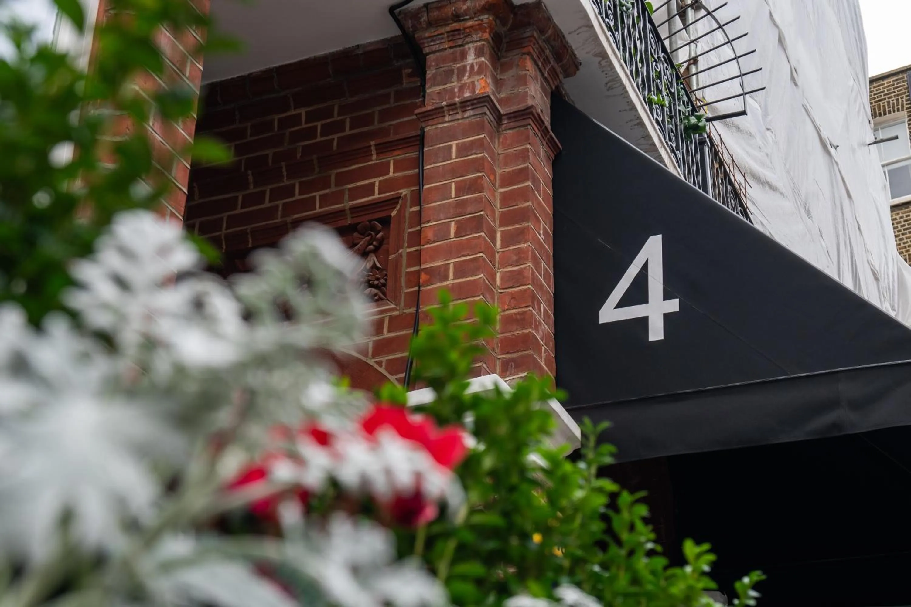 Facade/entrance in St Mark's - Merit Hotels