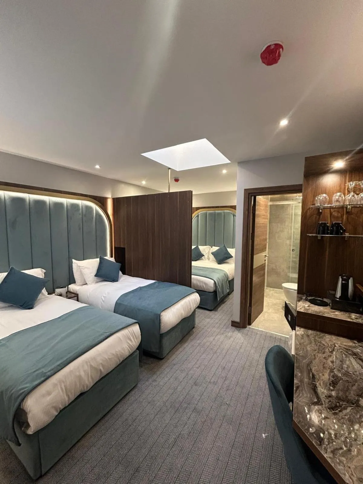 Bedroom, Bed in St Mark's - Merit Hotels