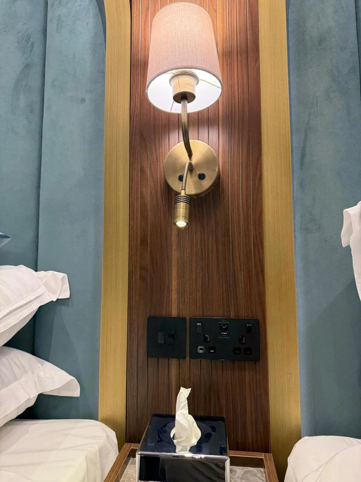 Bedroom, Bed in St Mark's - Merit Hotels