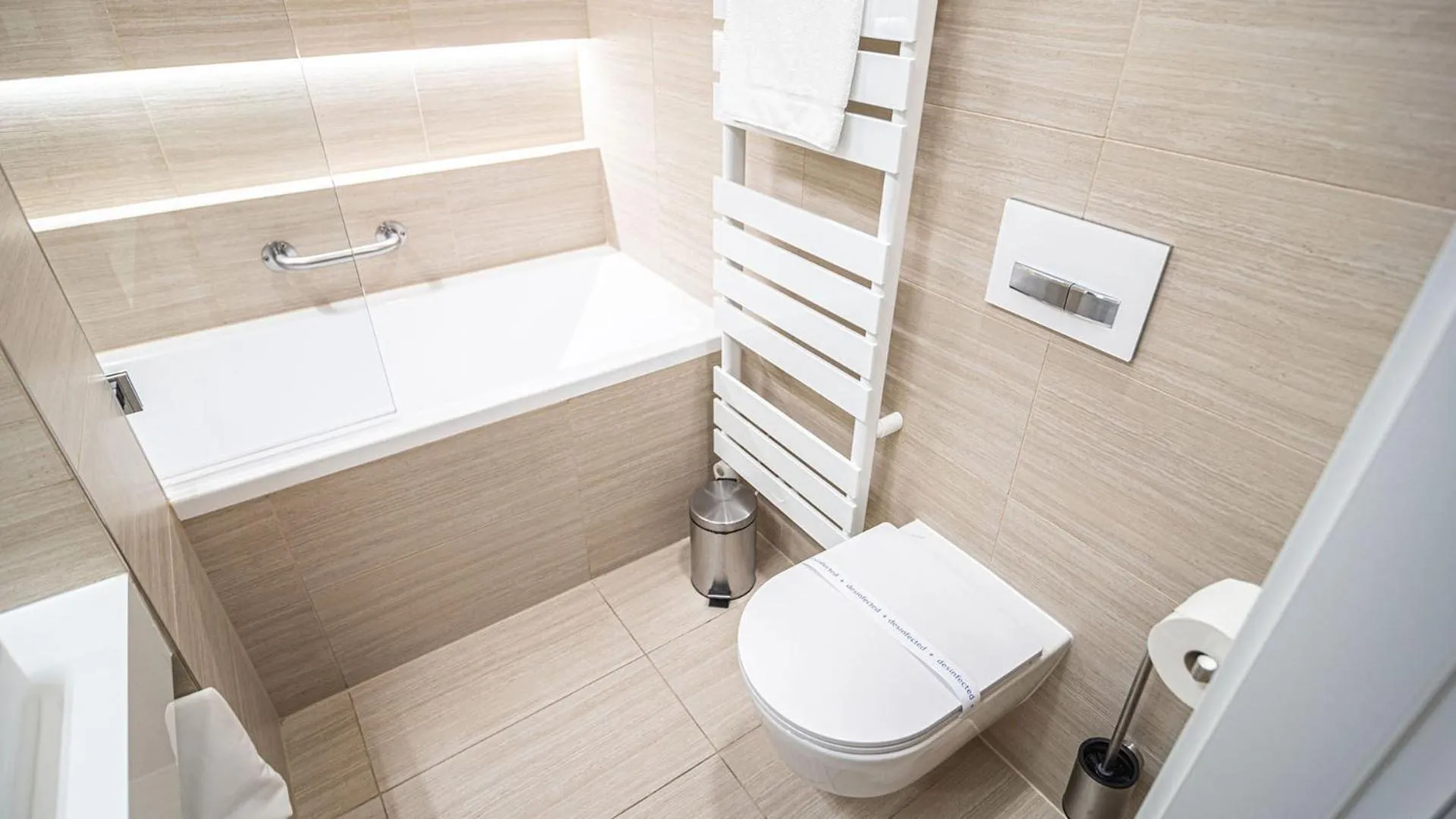 HOTEL Hraniční zámeček