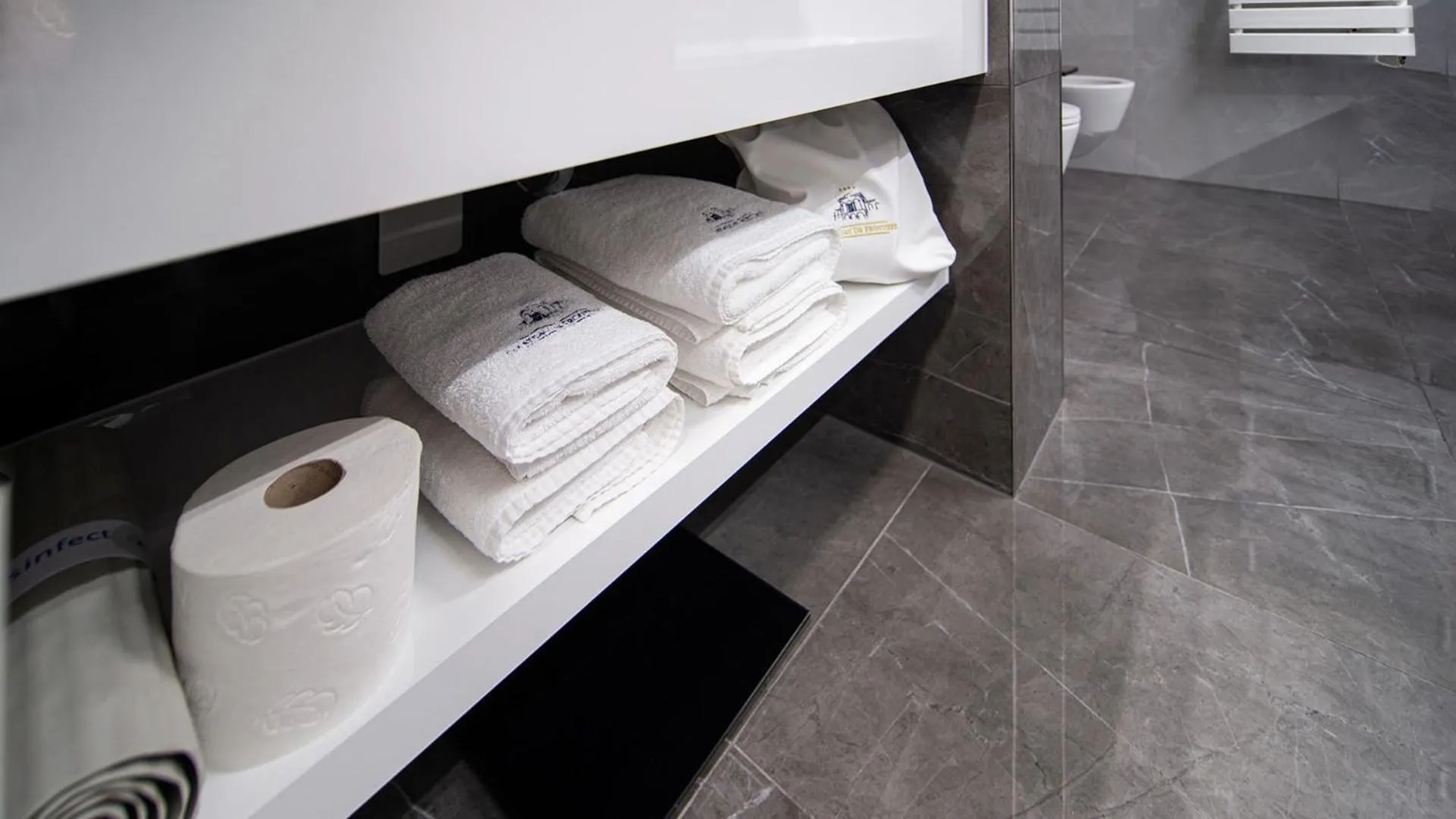 HOTEL Hraniční zámeček