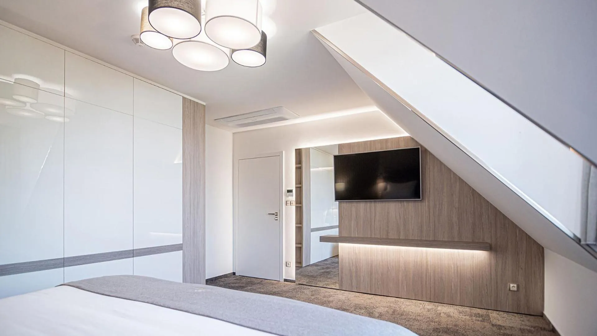 Bed in HOTEL Hraniční zámeček