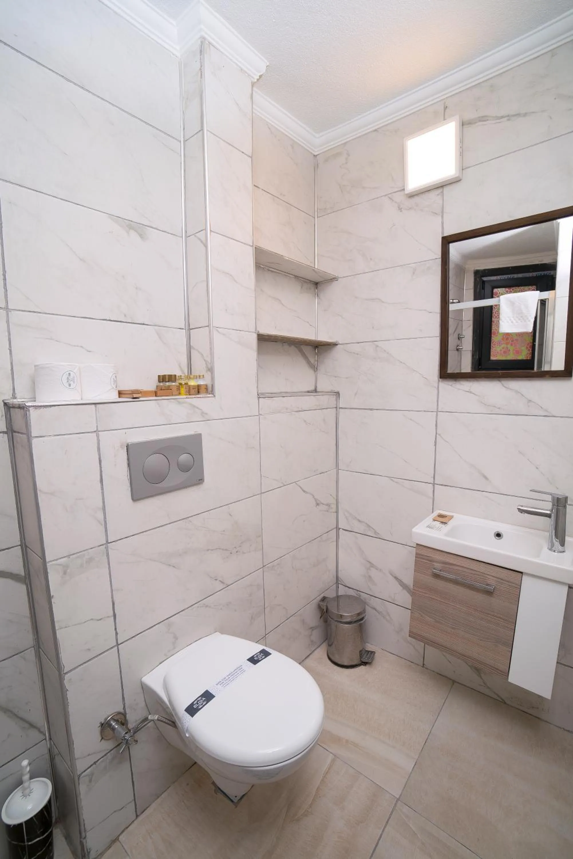 Bathroom in HHK Hotel