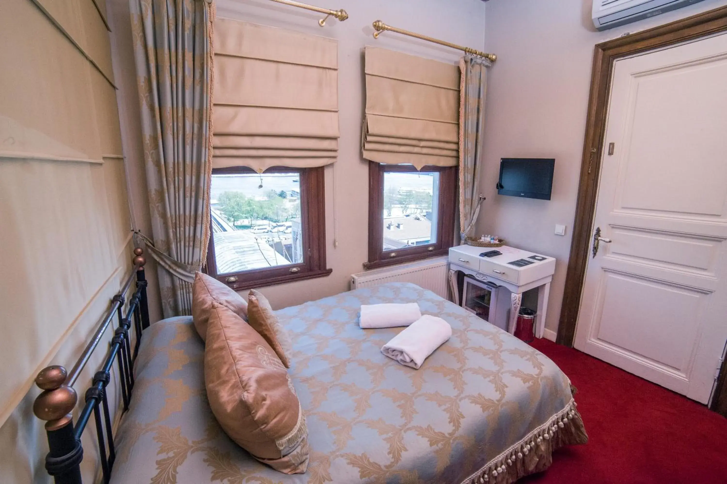 City view, Bed in HHK Hotel City view, Bed in HHK Hotel