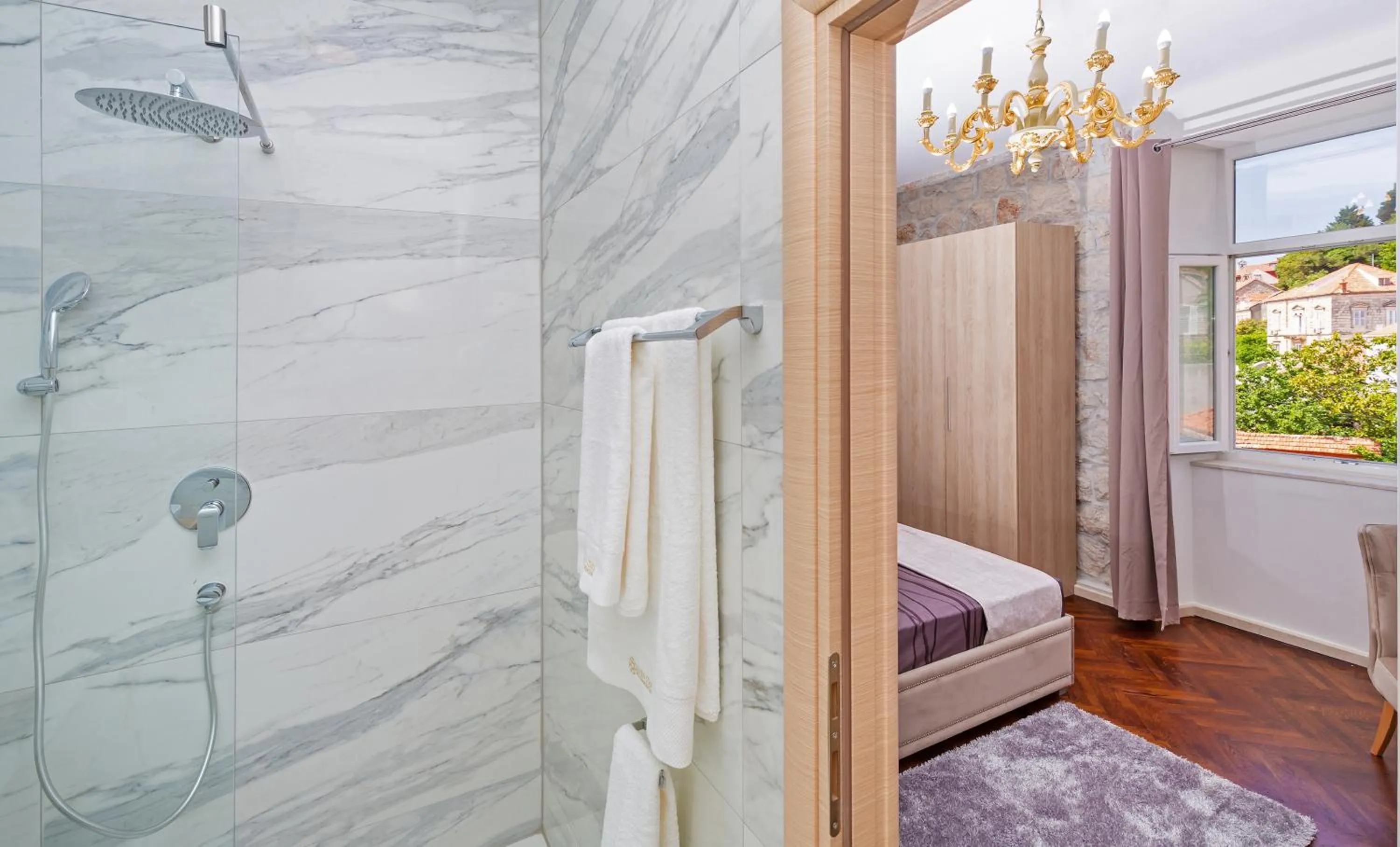 Shower in Seven Stars Accommodation Dubrovnik