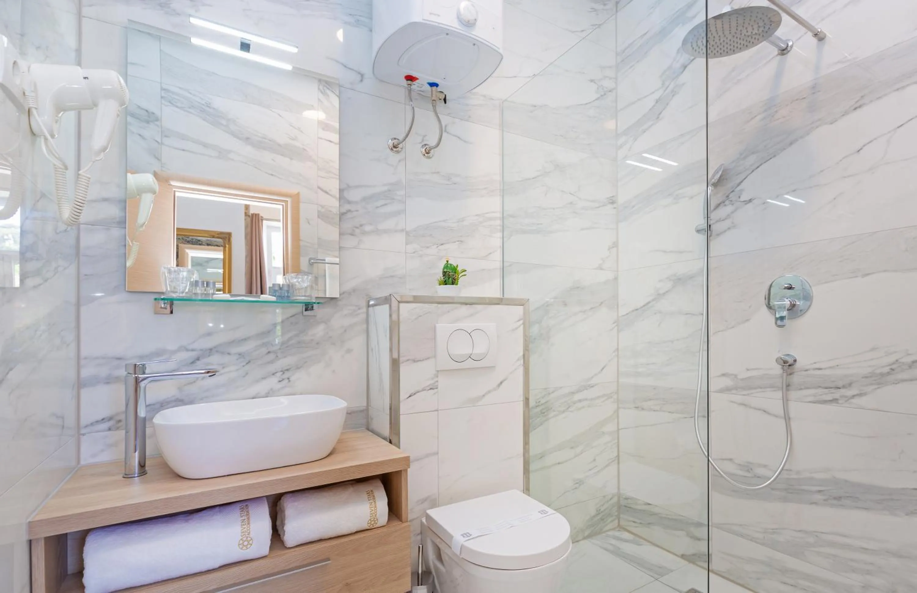 Shower in Seven Stars Accommodation Dubrovnik