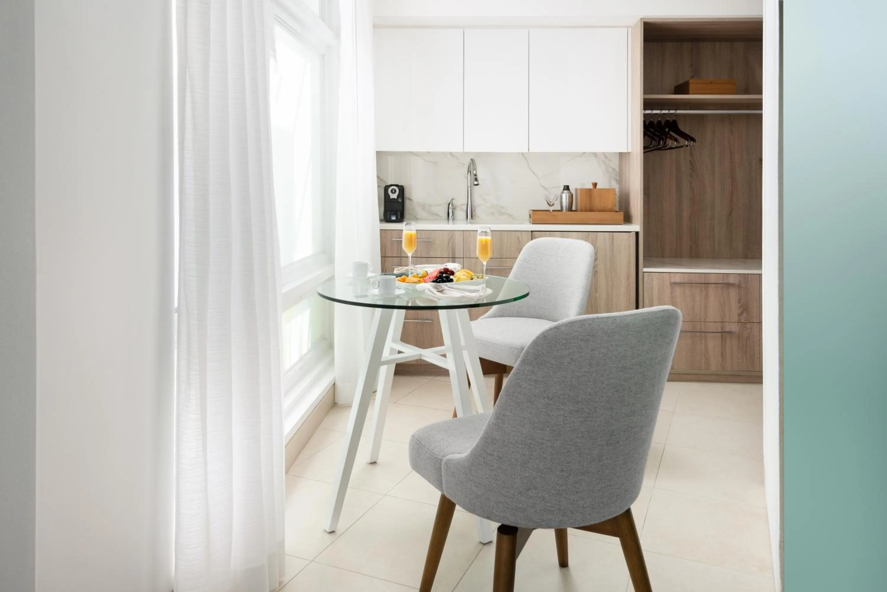 Coffee/tea facilities in Wymara Resort & Villas