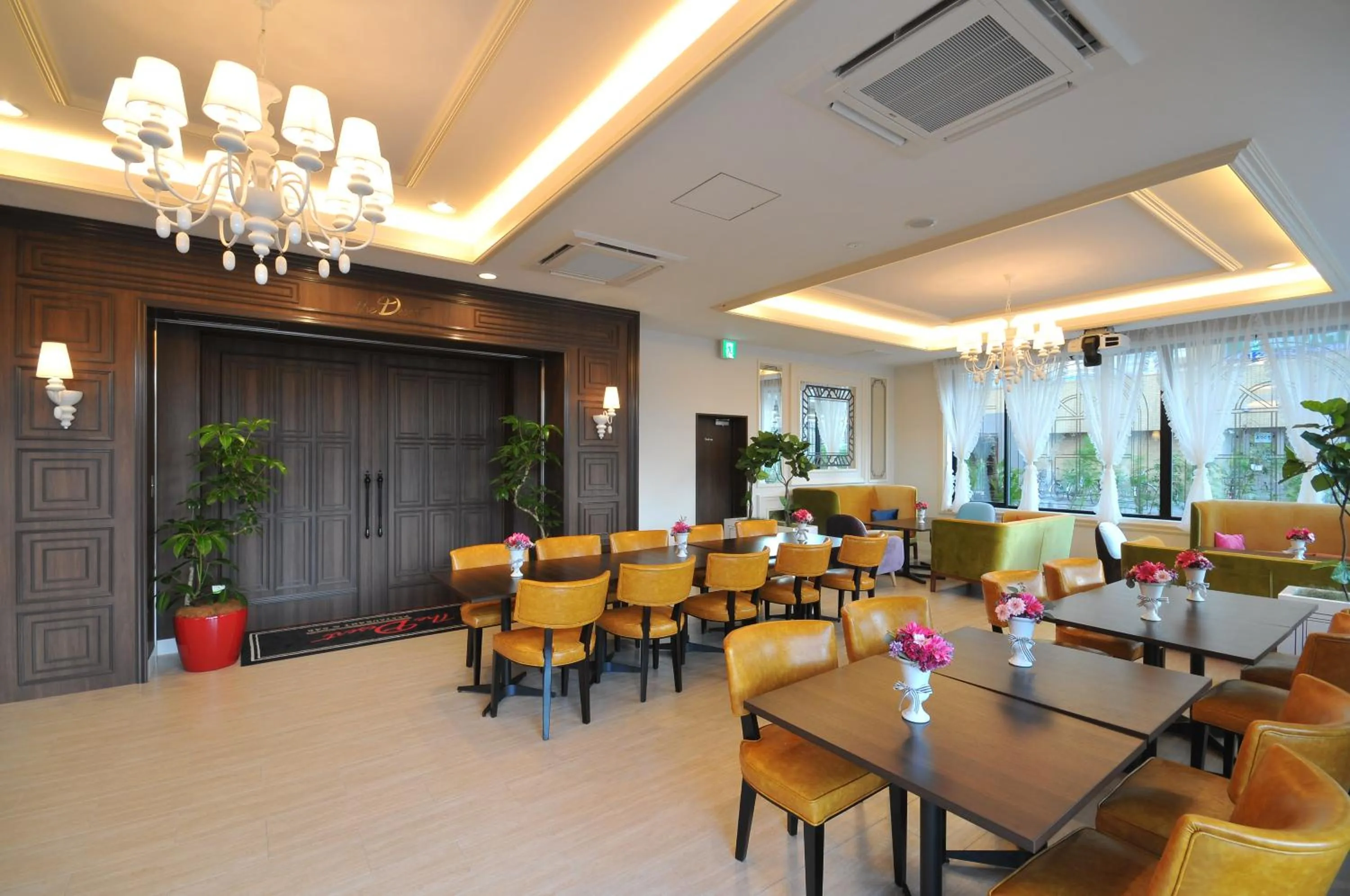 Restaurant/places to eat in Grand Park Hotel The Luxueux Minami Kashiwa