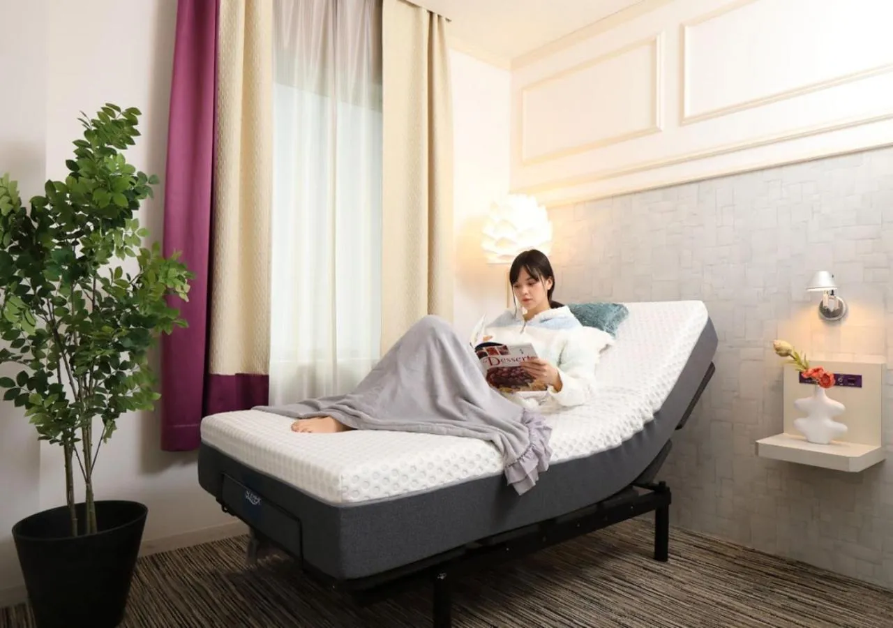Bed in Grand Park Hotel The Luxueux Minami Kashiwa