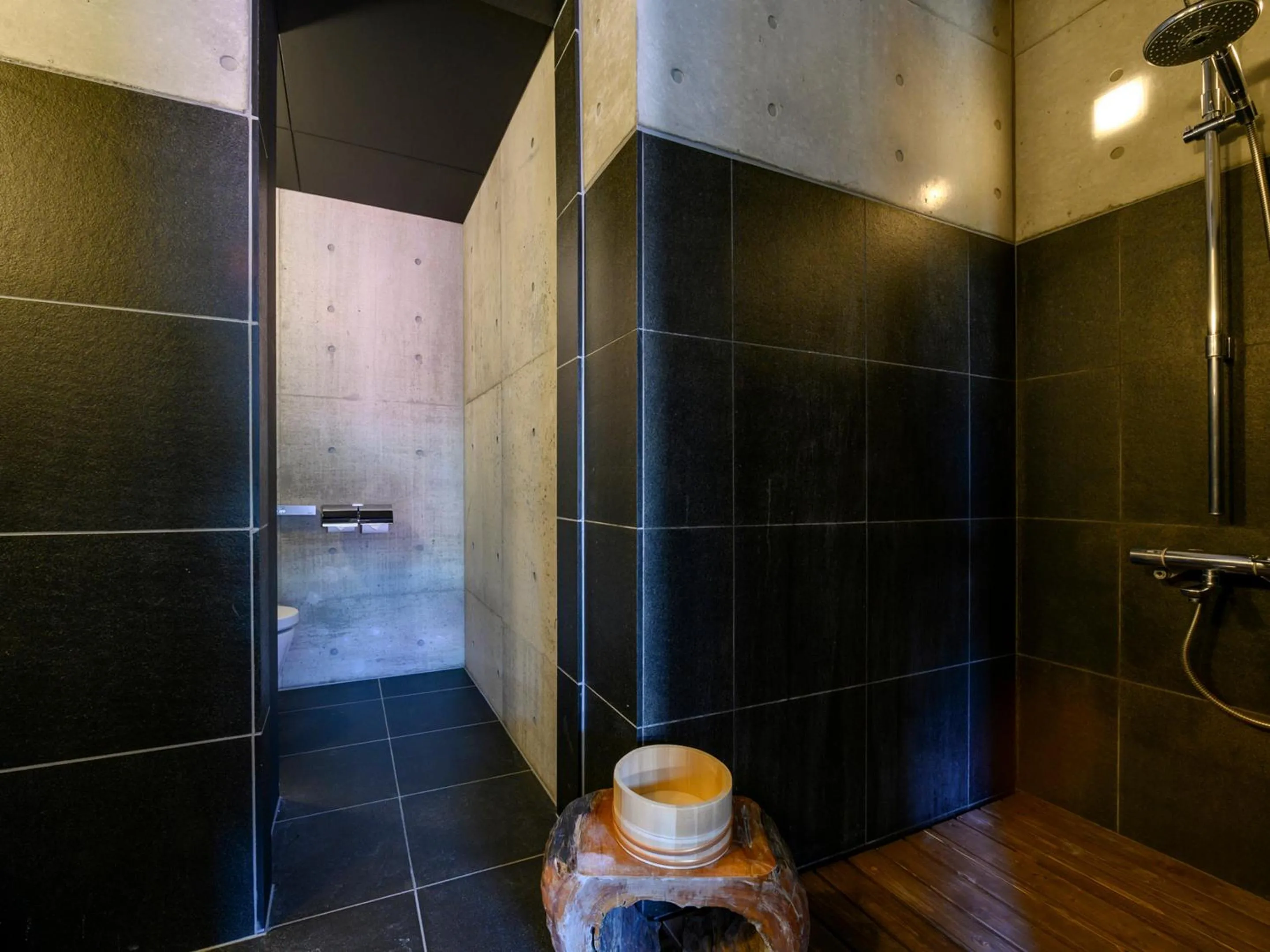 Bathroom in Suiboku