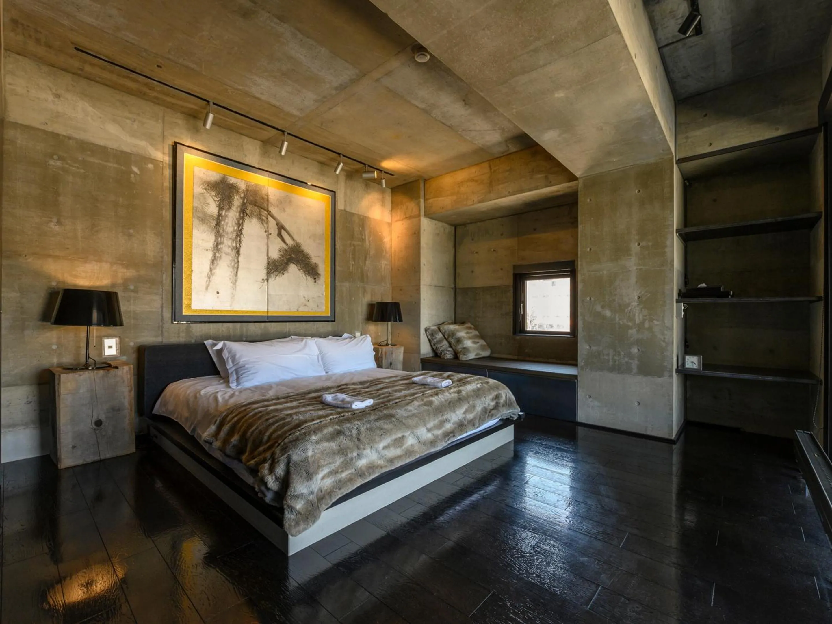 Bedroom, Bed in Suiboku