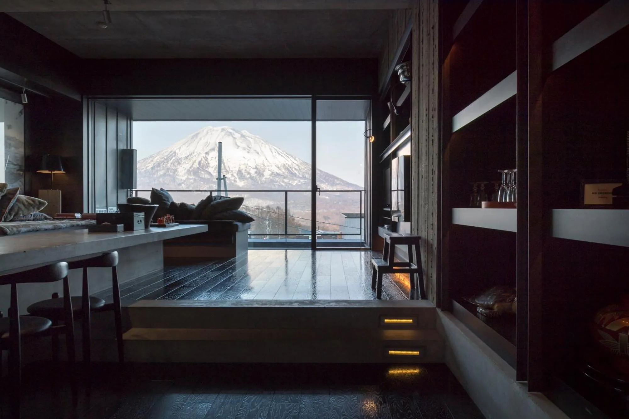 Landmark view in Suiboku
