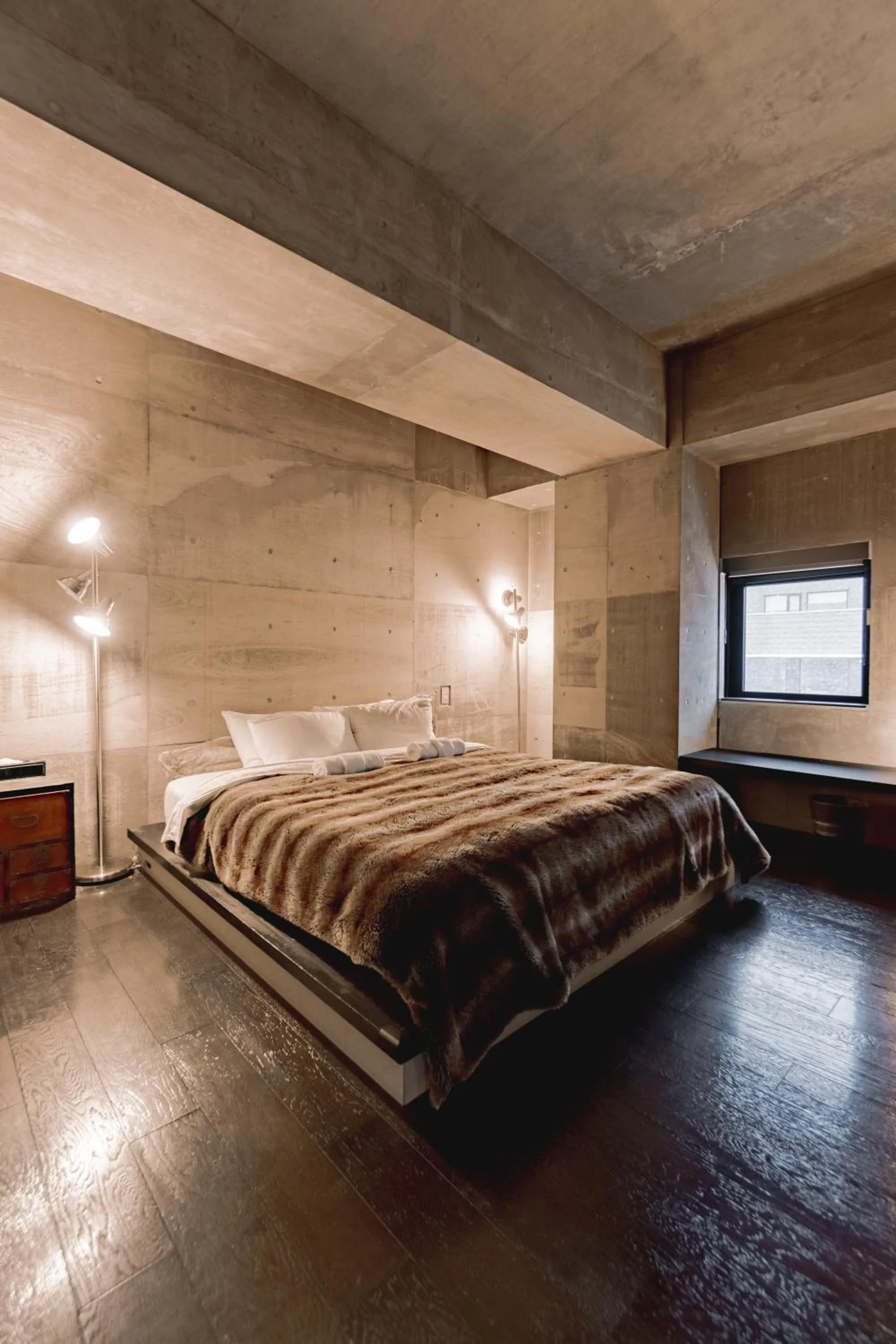 Bedroom, Bed in Suiboku