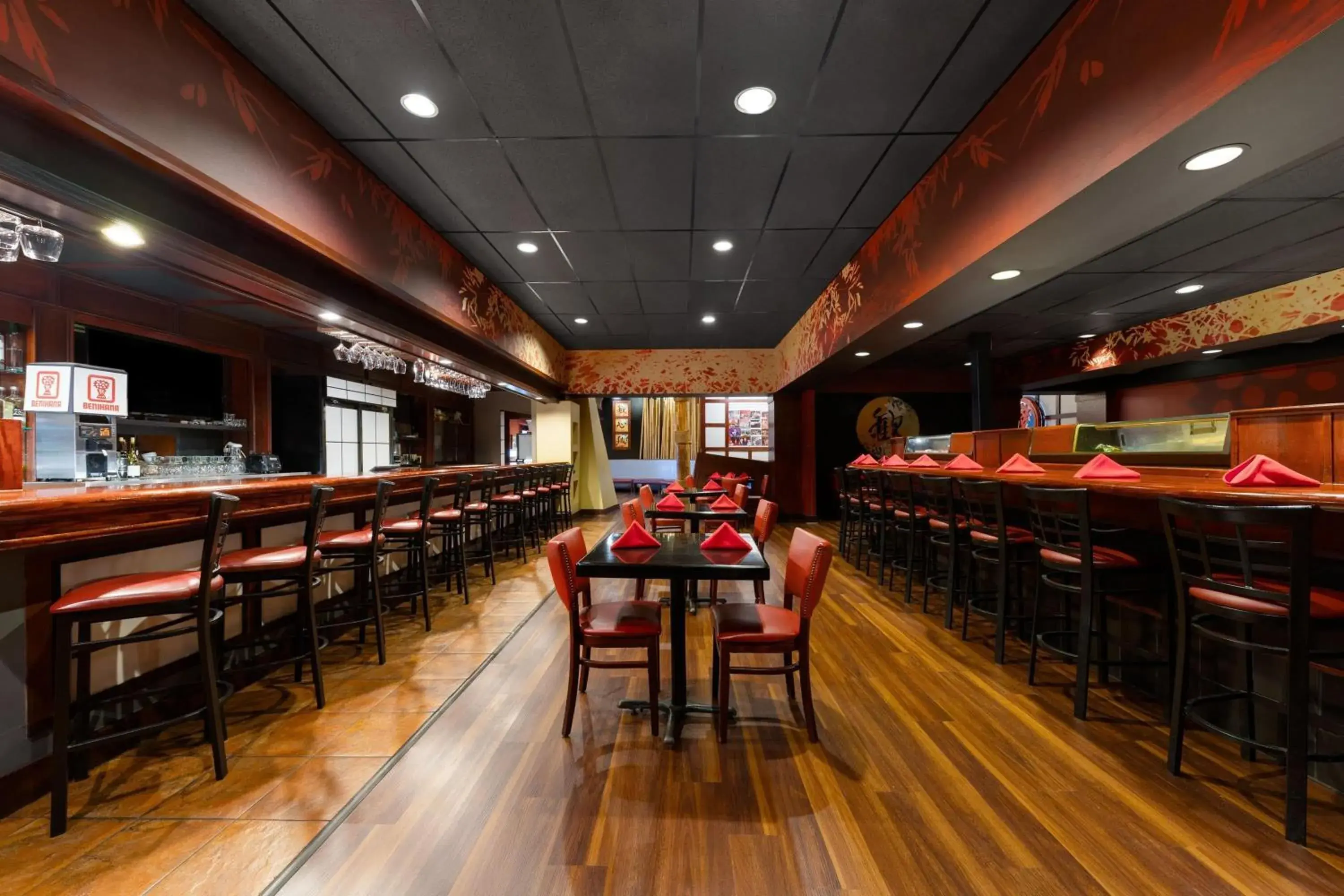 Restaurant/places to eat in Wyndham Riverfront Hotel Restaurant/places to eat in Wyndham Riverfront Hotel