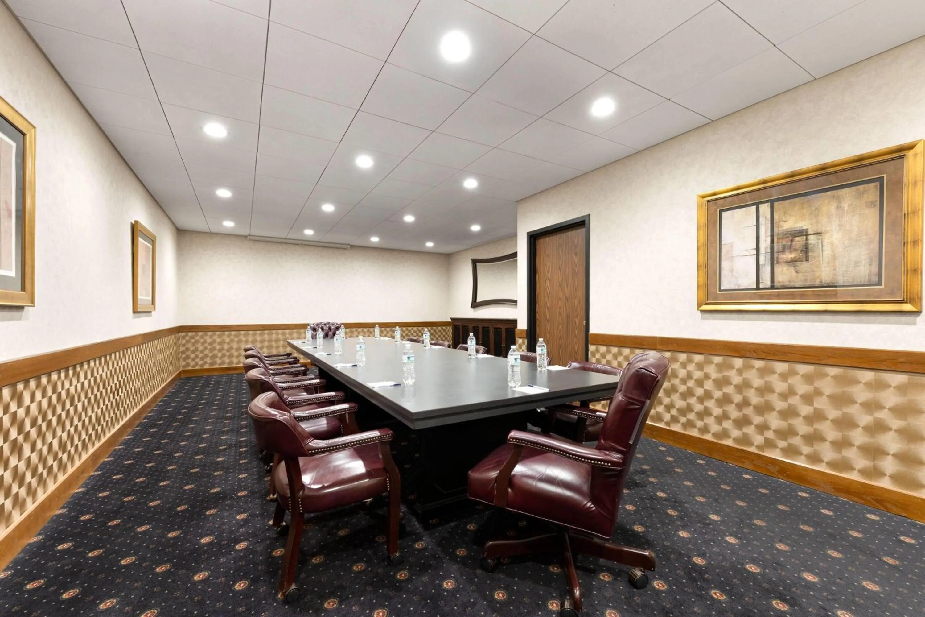 Meeting/conference room in Wyndham Riverfront Hotel
