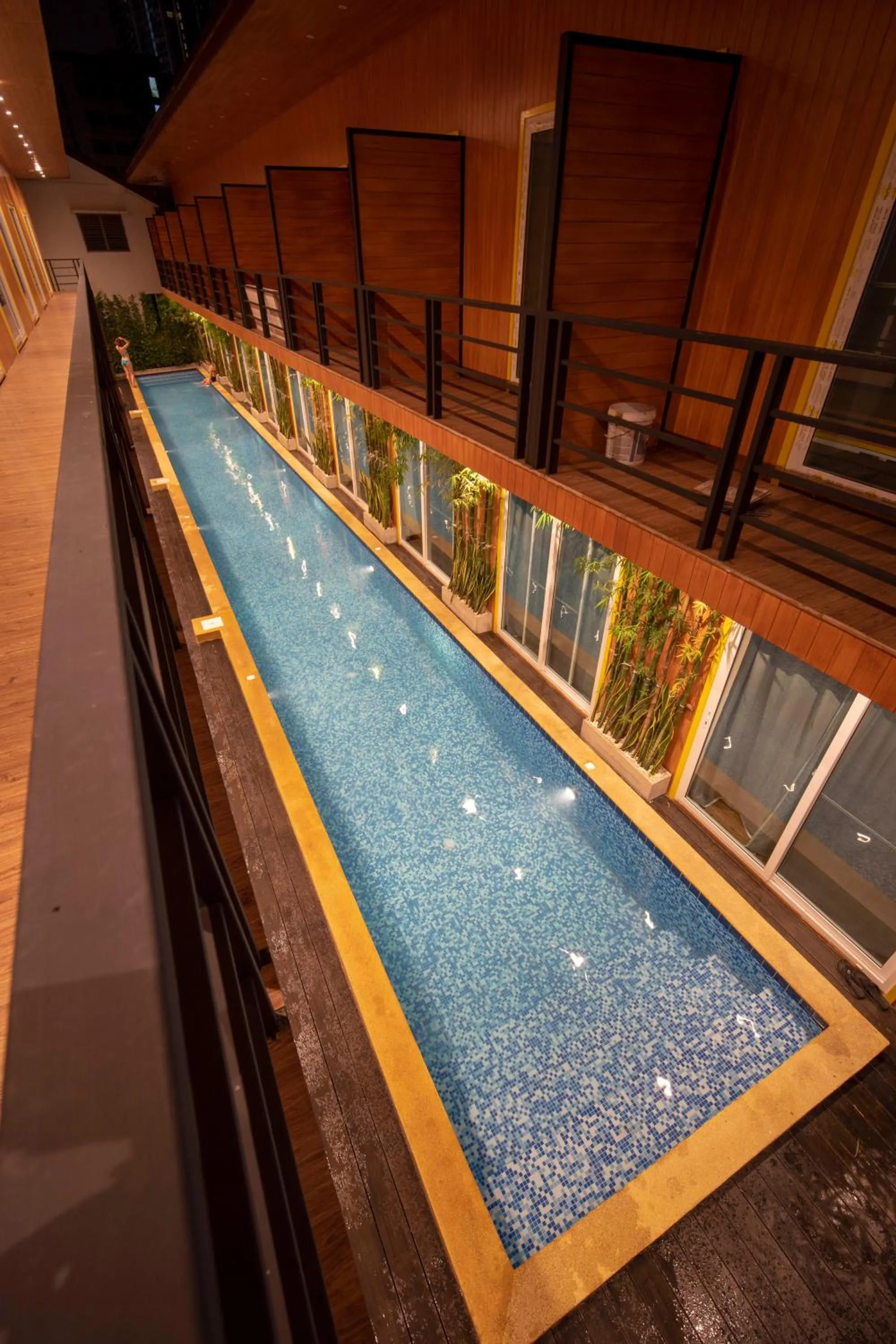 Swimming pool in Resort V - MRT Huai Khwang