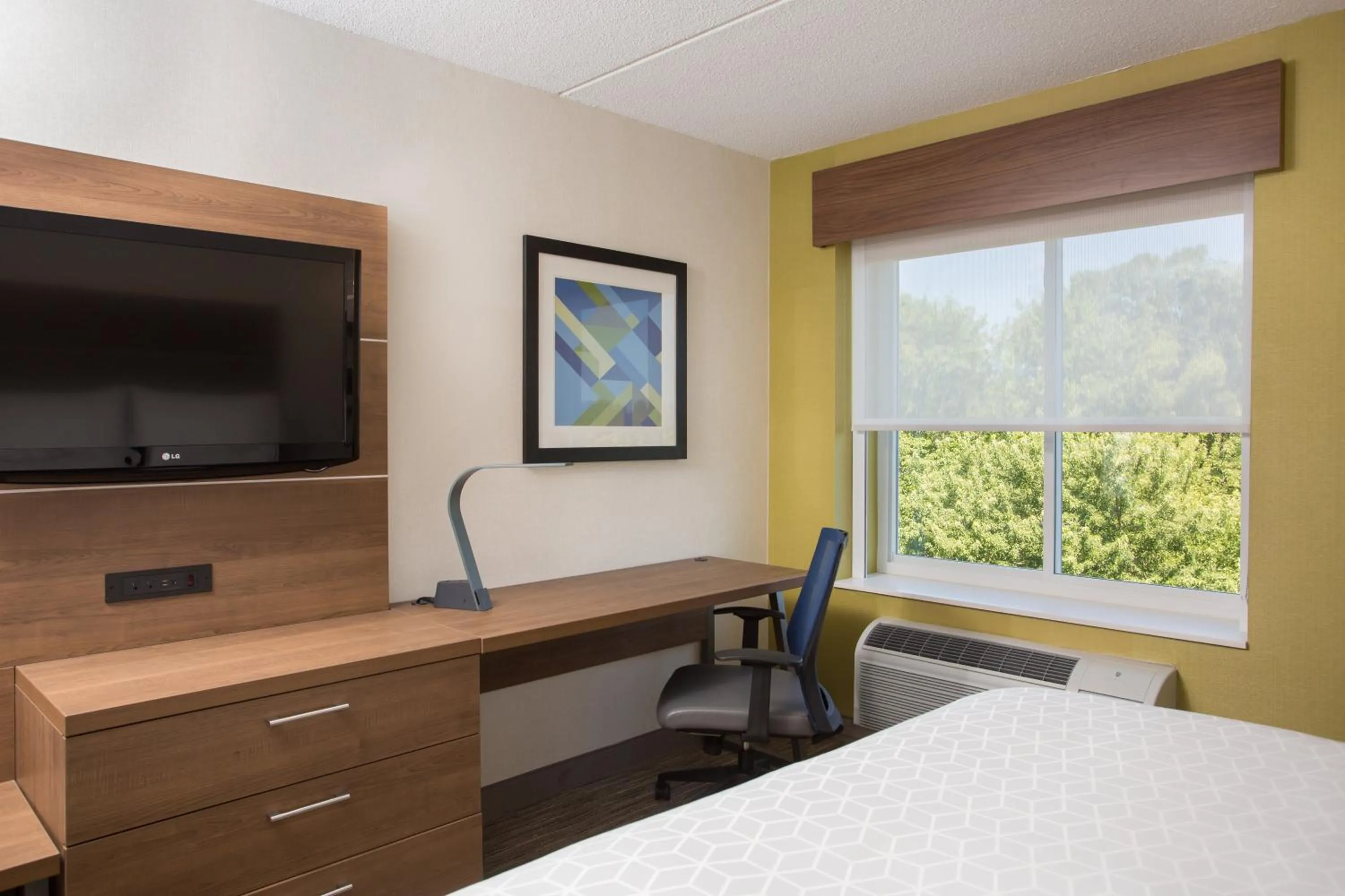 Photo of the whole room in Holiday Inn Express Chelmsford by IHG