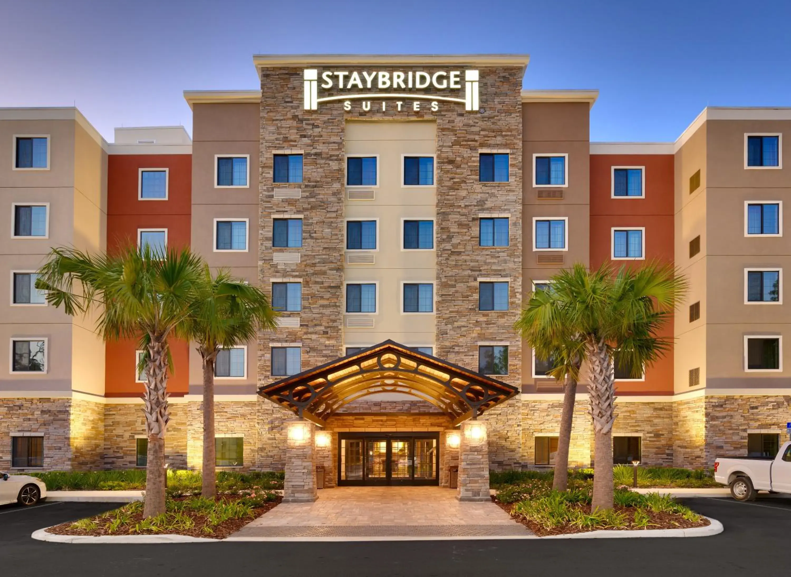 Property building in Staybridge Suites - Gainesville I-75 by IHG Property building in Staybridge Suites - Gainesville I-75 by IHG