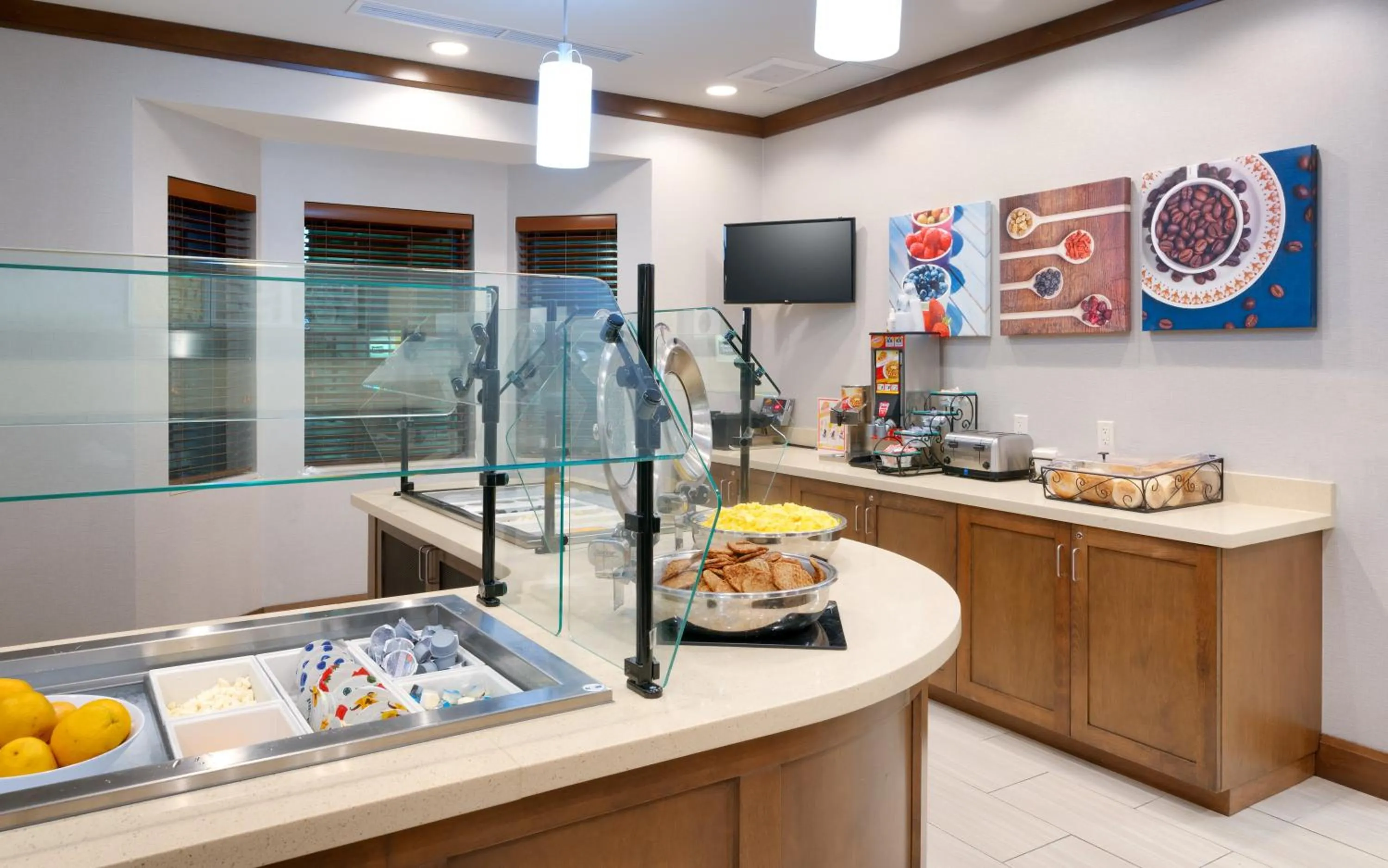 Breakfast in Staybridge Suites - Gainesville I-75 by IHG