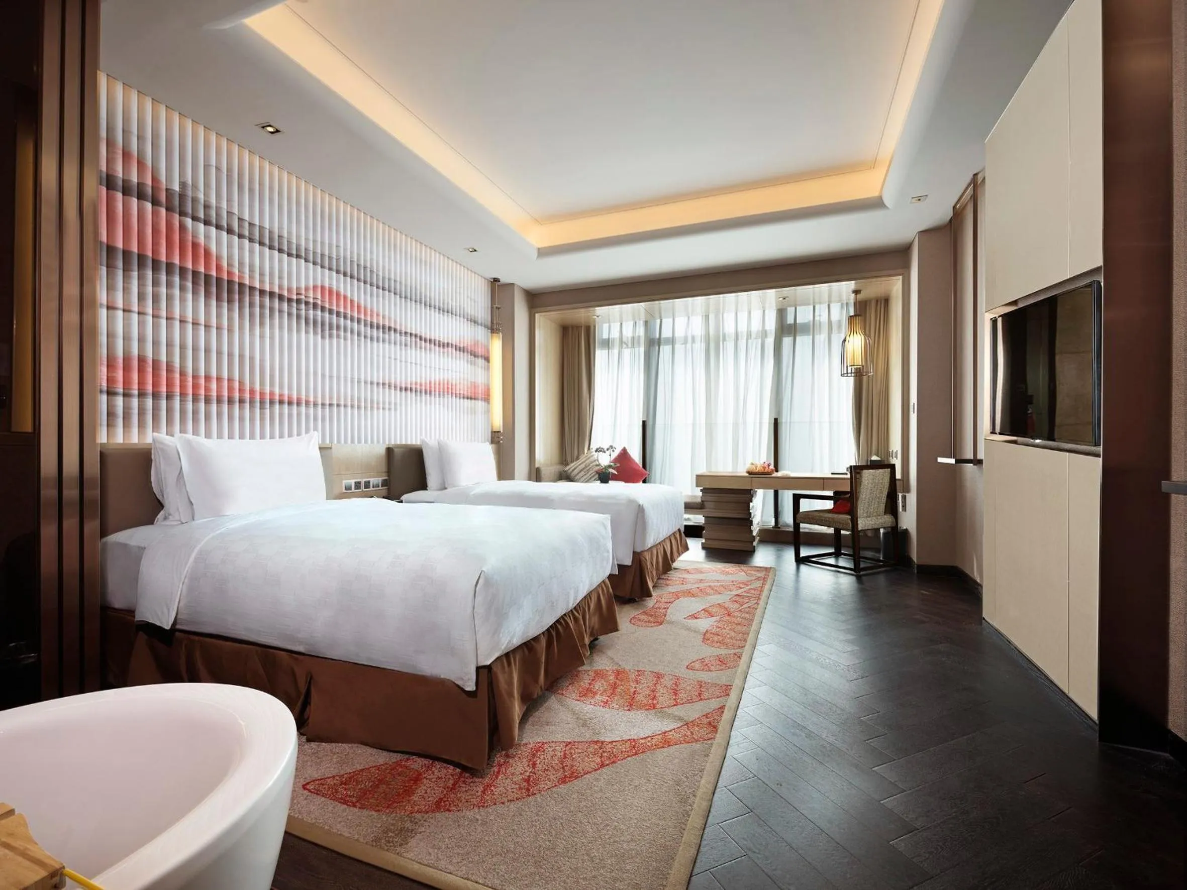 Photo of the whole room, Bed in HUALUXE Wuhu