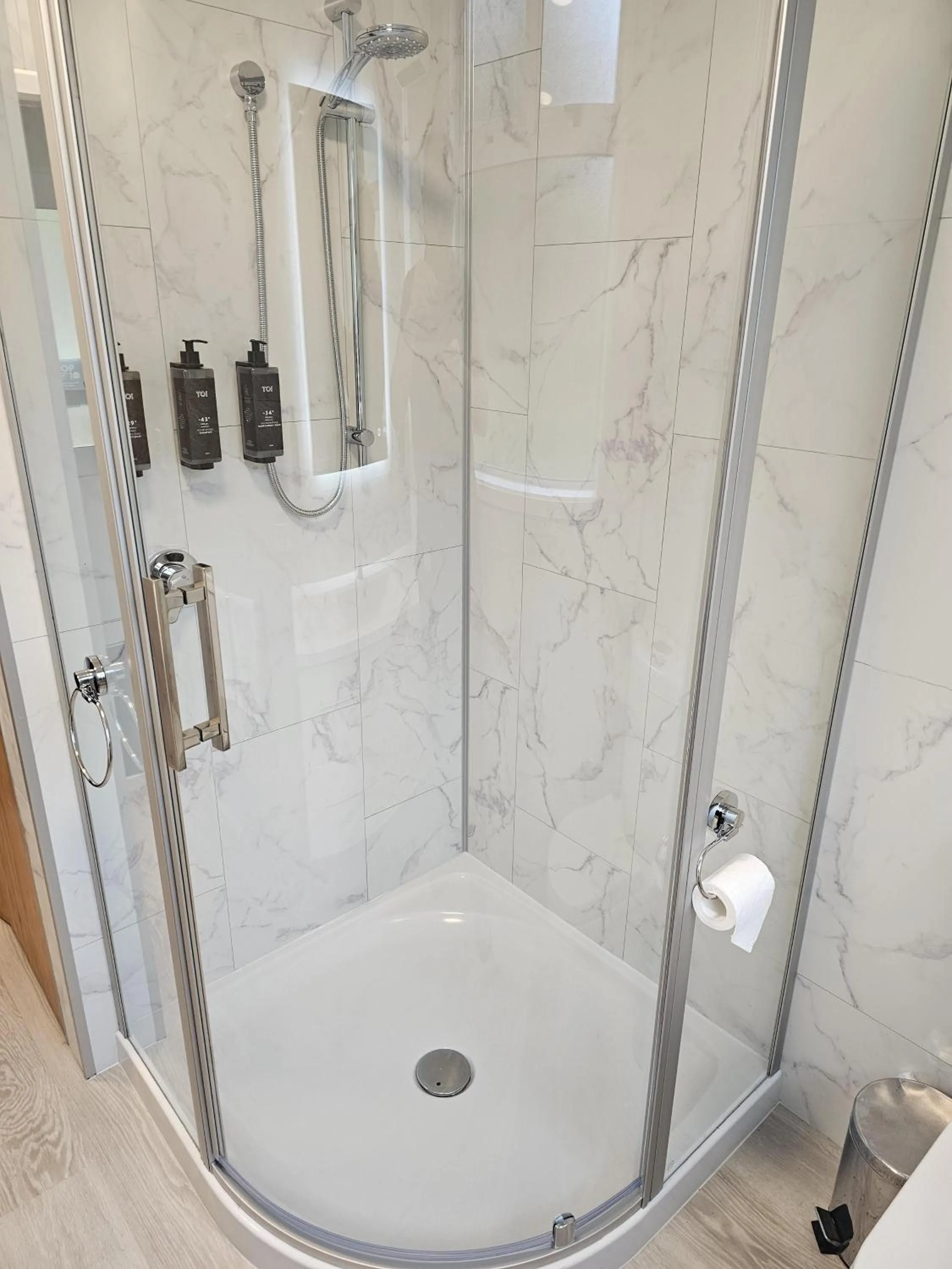 Shower in Fox Glacier TOP 10 Holiday Park & Motels