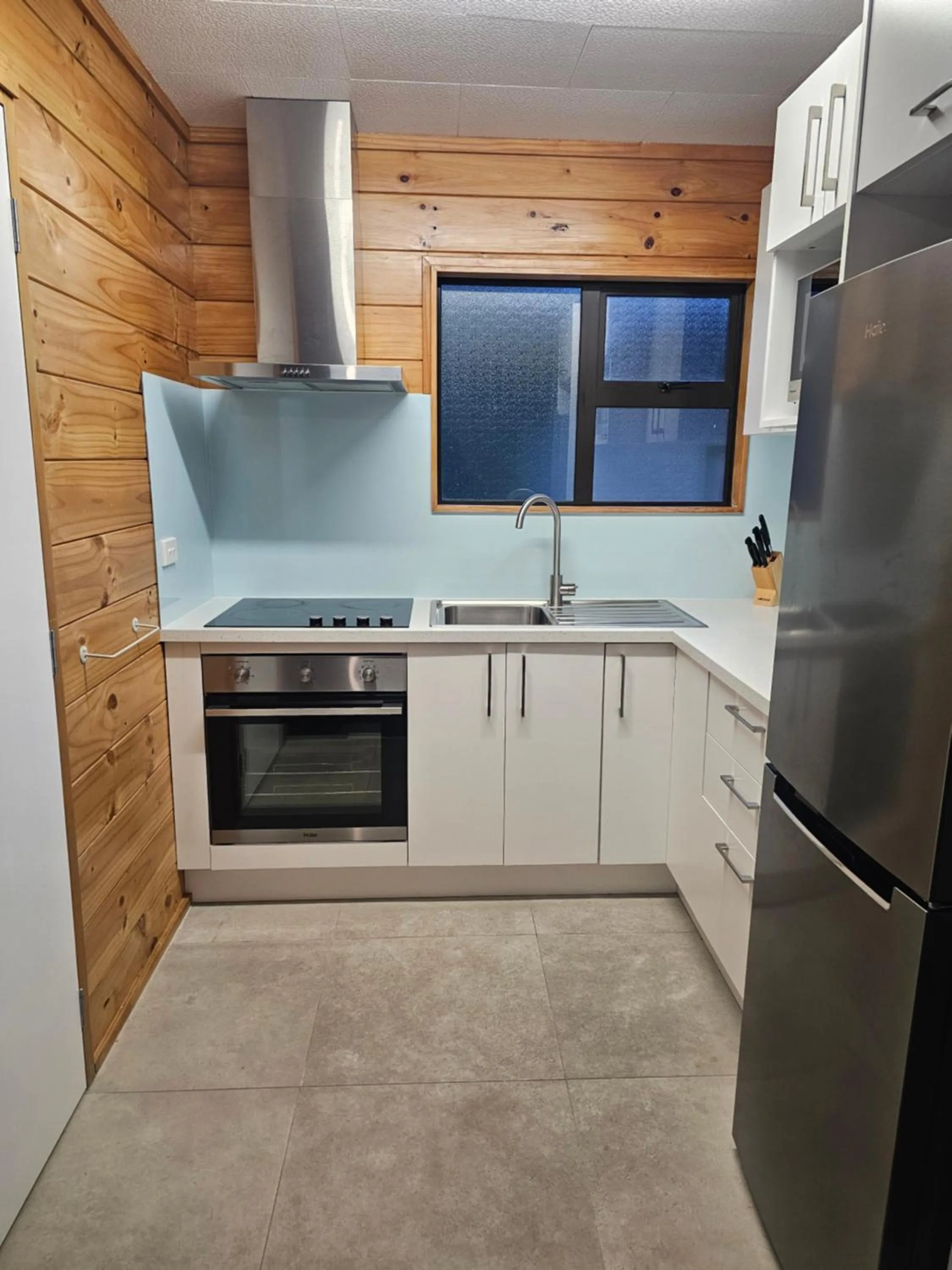 Kitchen or kitchenette in Fox Glacier TOP 10 Holiday Park & Motels
