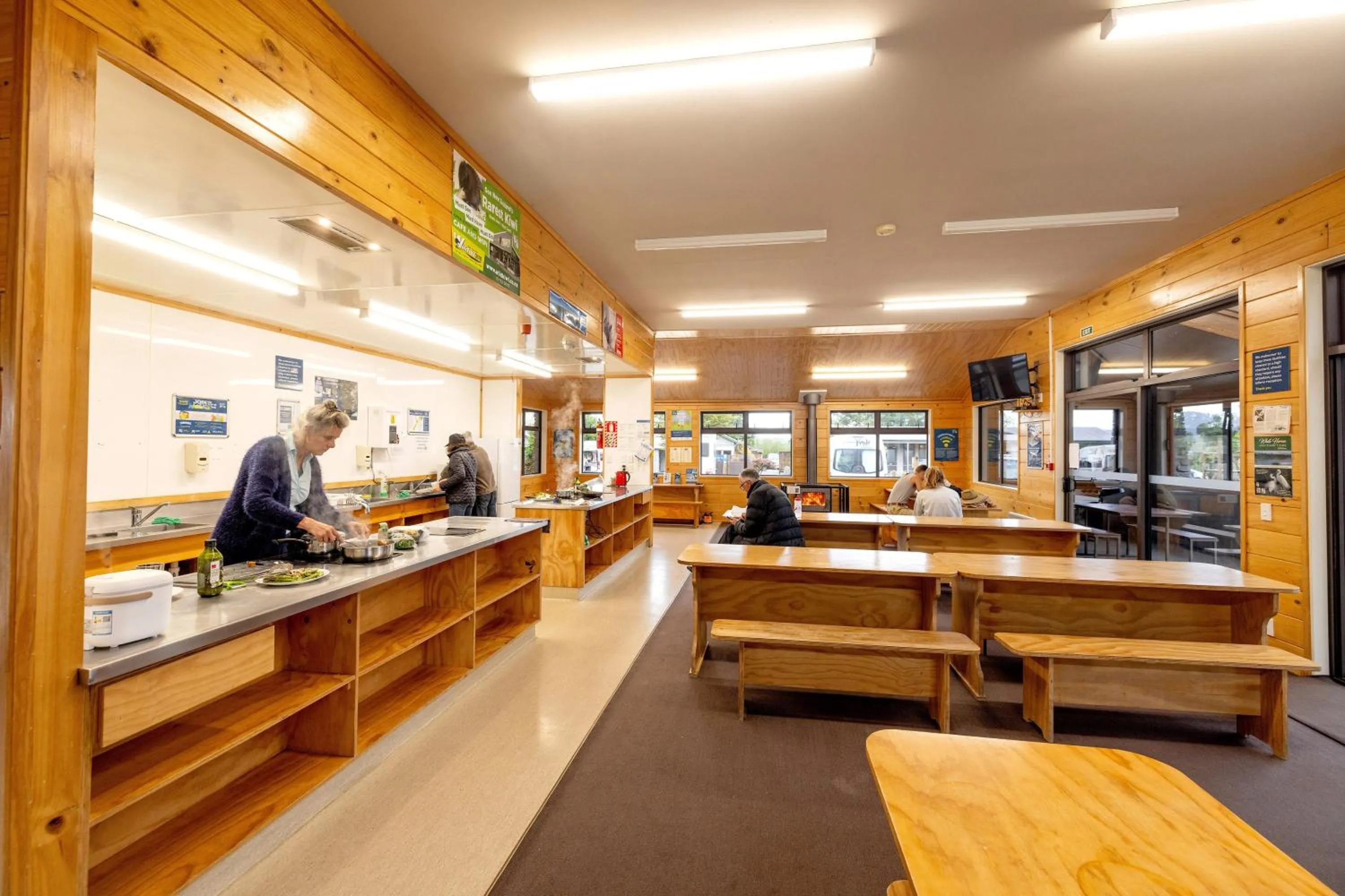Restaurant/places to eat in Fox Glacier TOP 10 Holiday Park & Motels