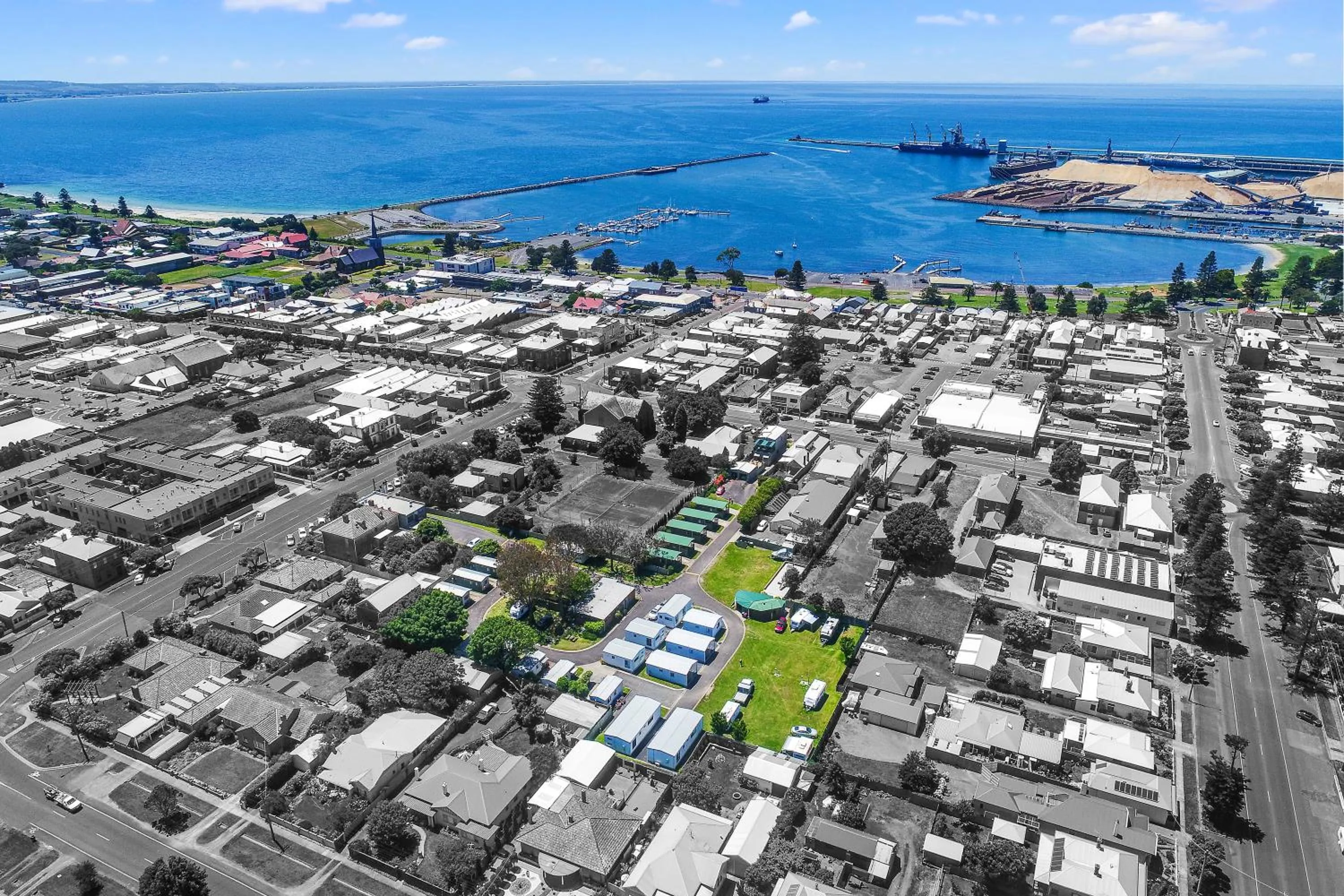 Bird's eye view in Portland Holiday Village