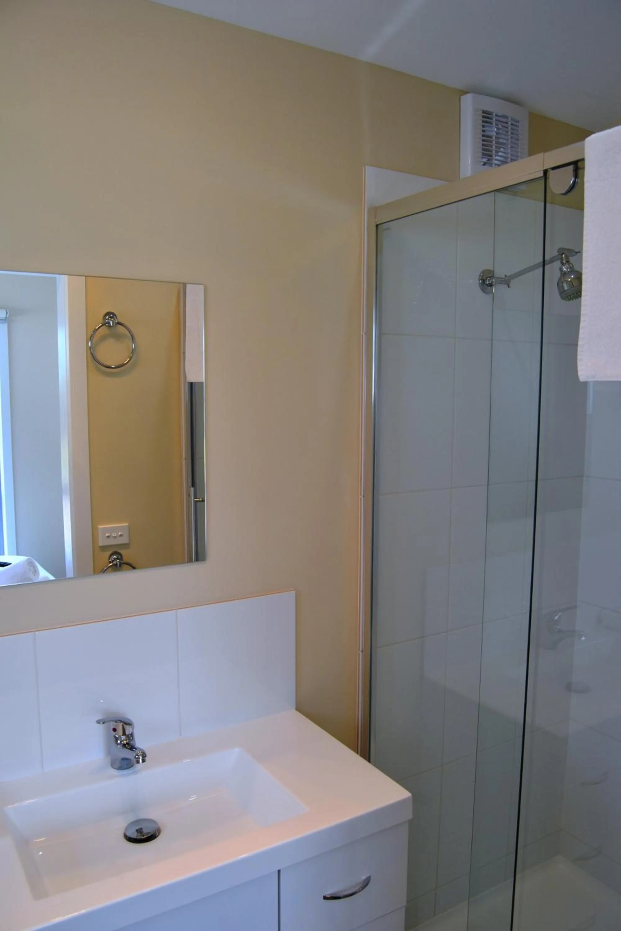 Bathroom in Portland Holiday Village