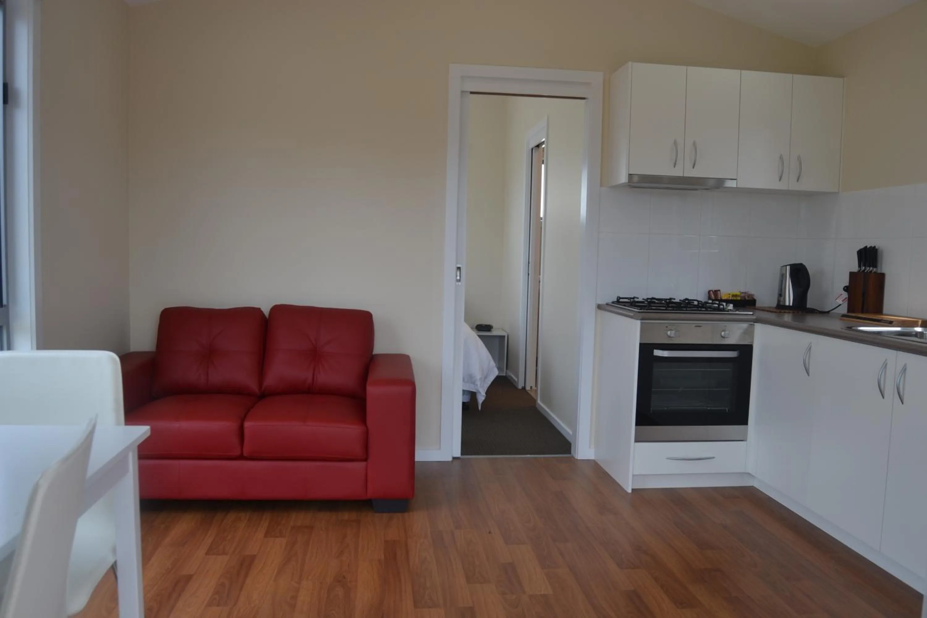 Kitchen or kitchenette in Portland Holiday Village